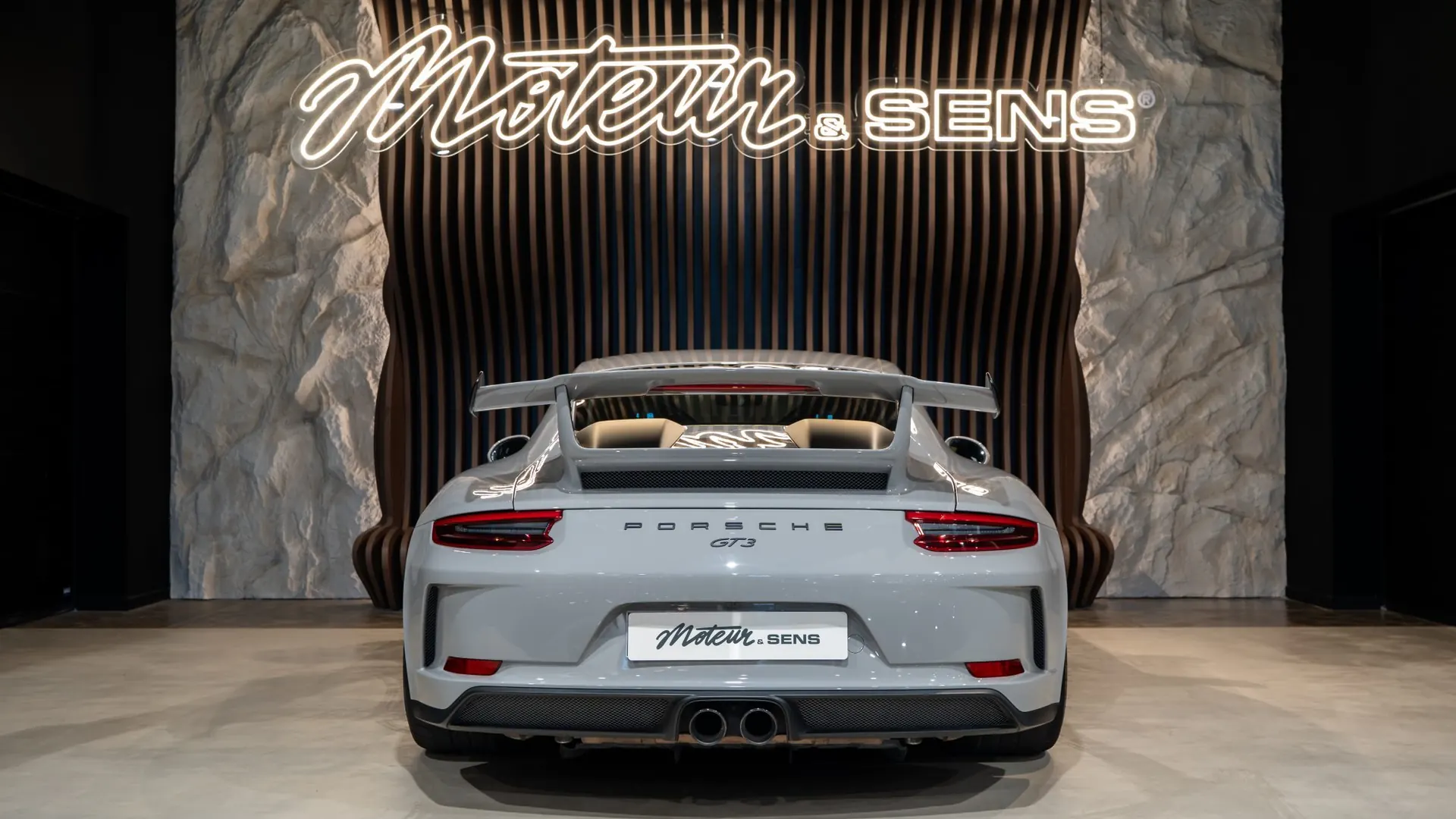Porsche 911 — photo 4