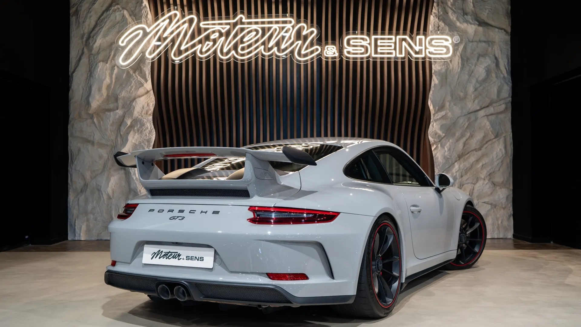 Porsche 911 — photo 2