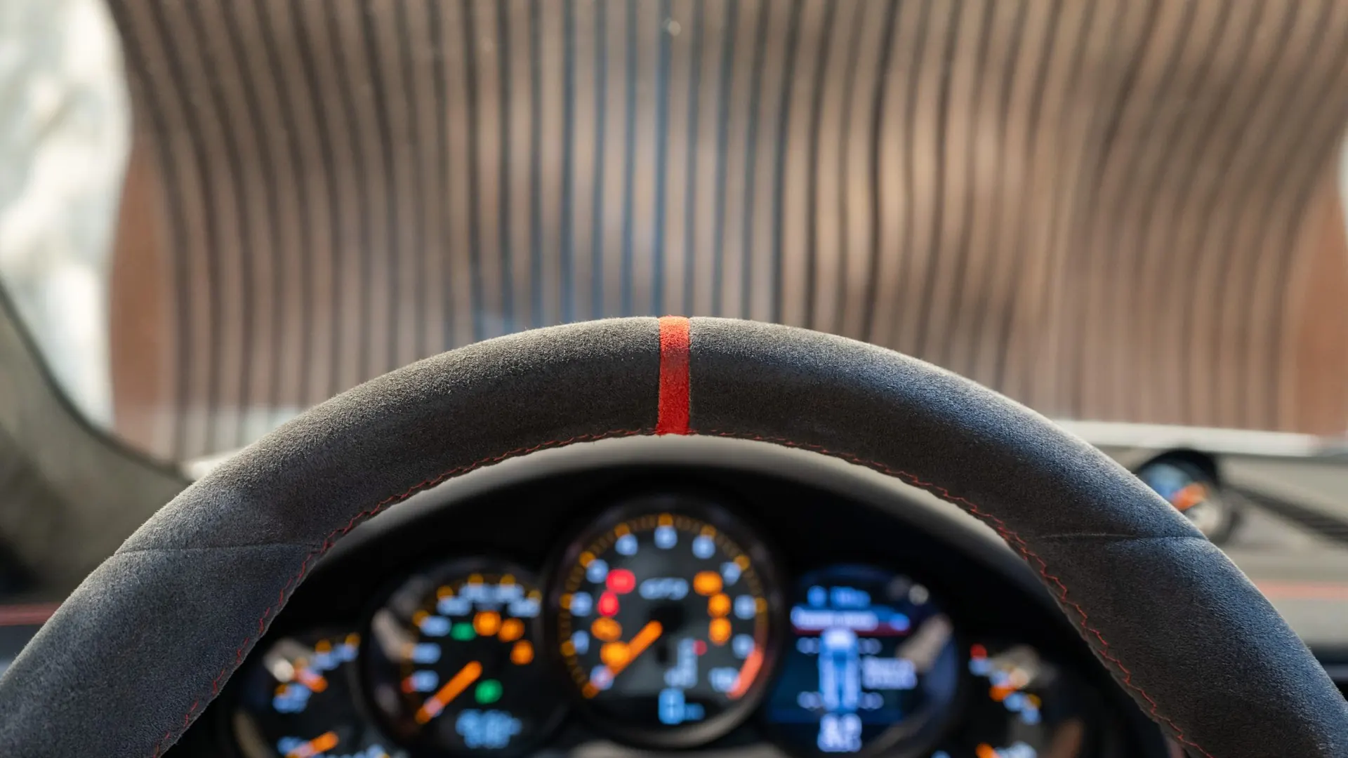 Porsche 911 — photo 23