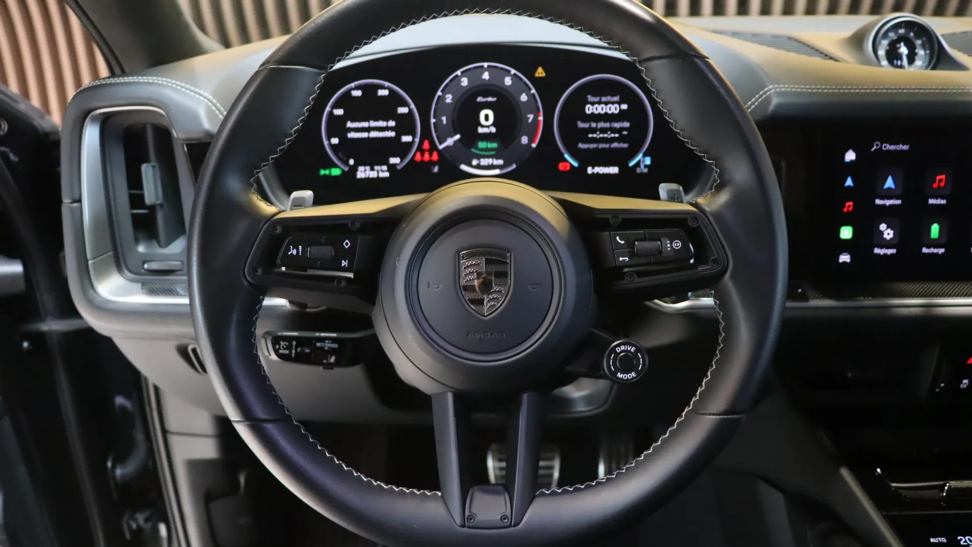 Porsche CAYENNE — photo 9