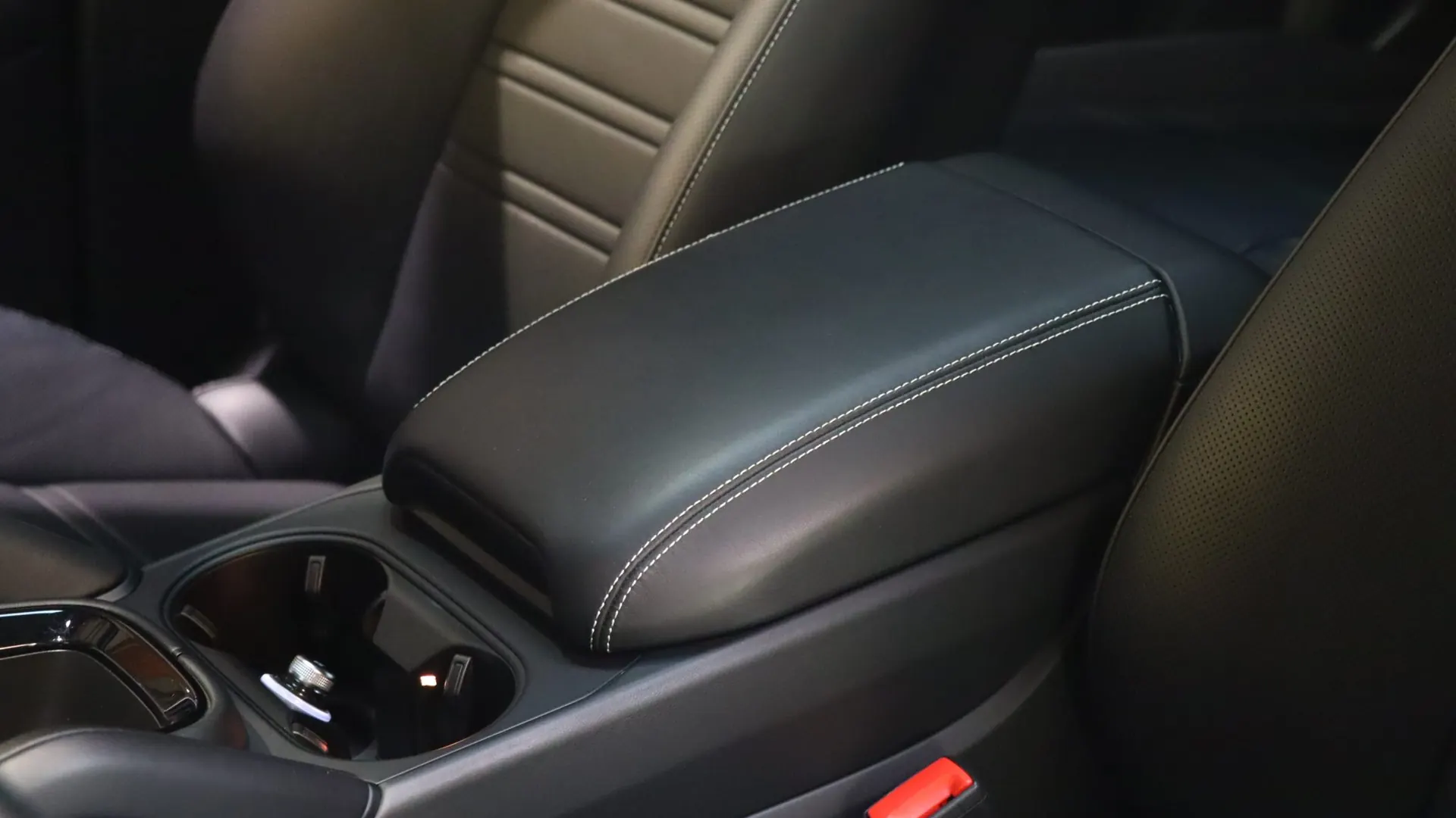 Porsche CAYENNE — photo 34