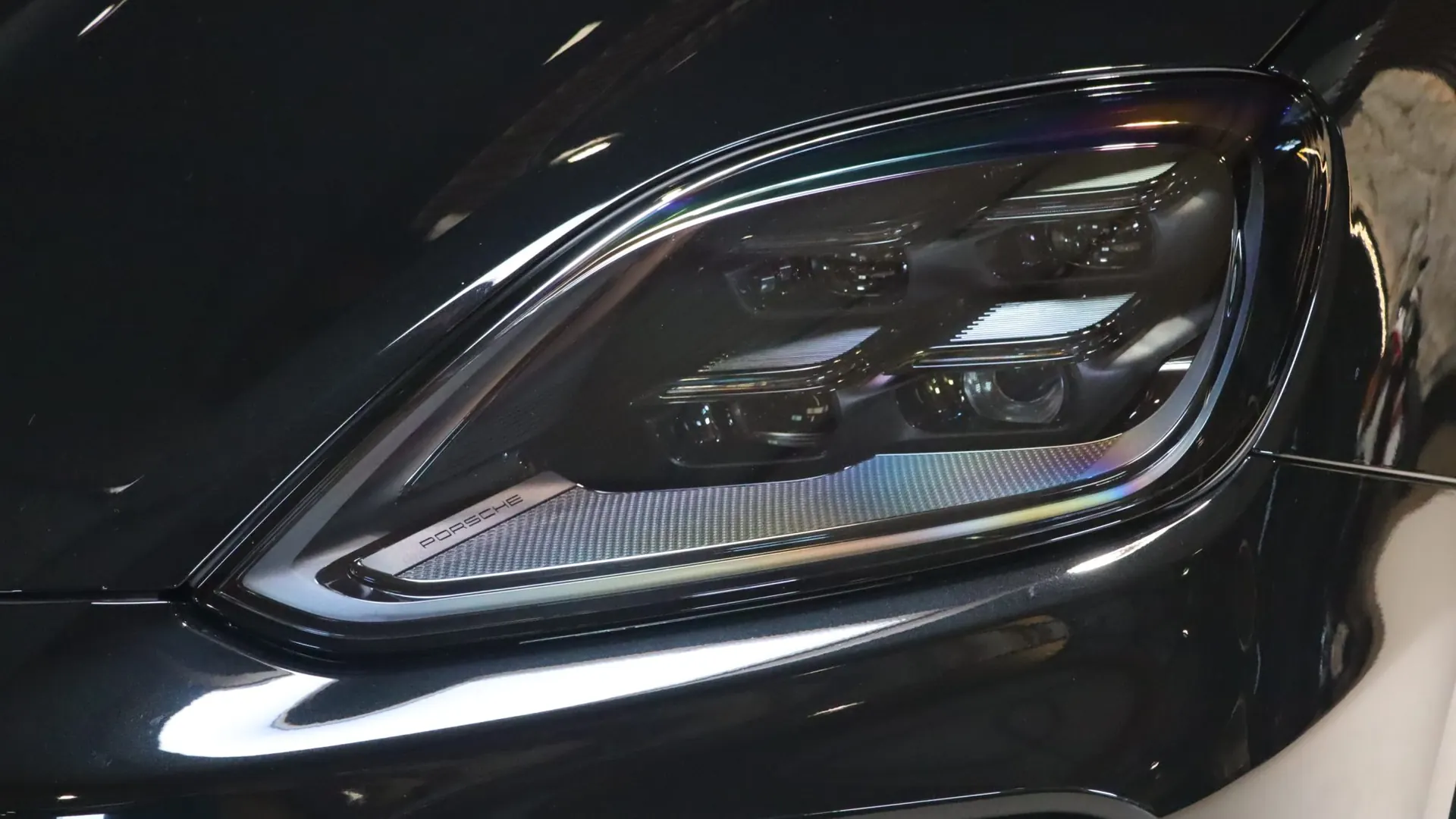 Porsche CAYENNE — photo 45