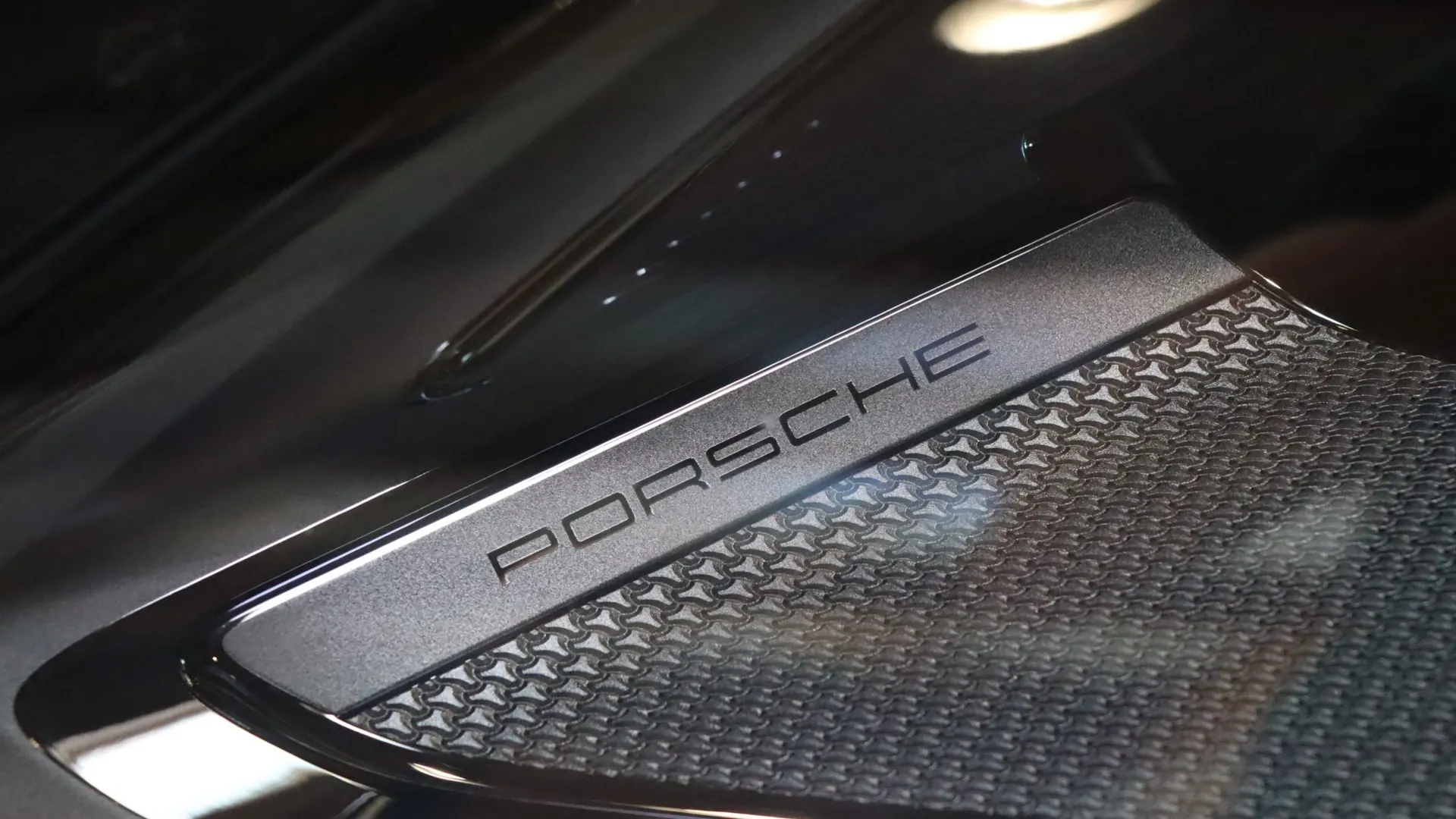 Porsche CAYENNE — photo 46