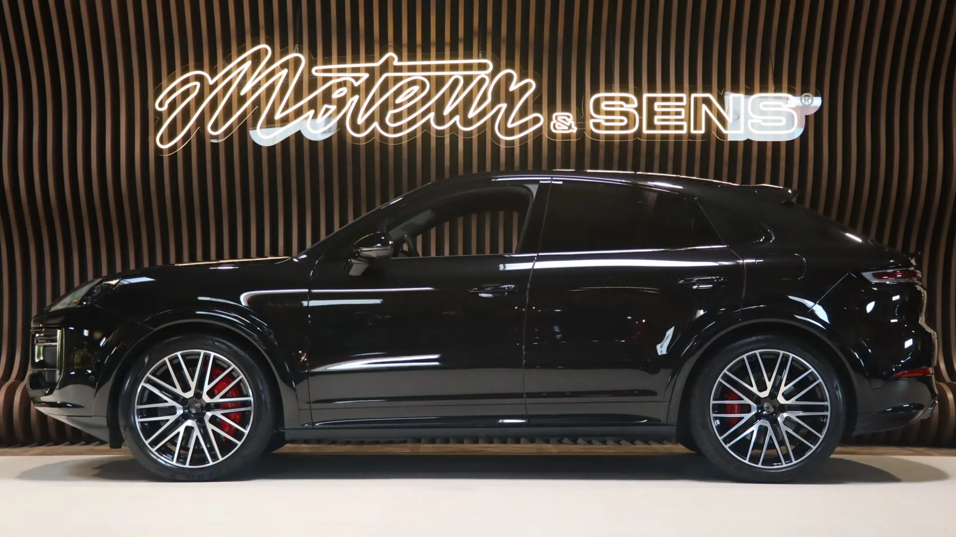 Porsche CAYENNE — photo 5