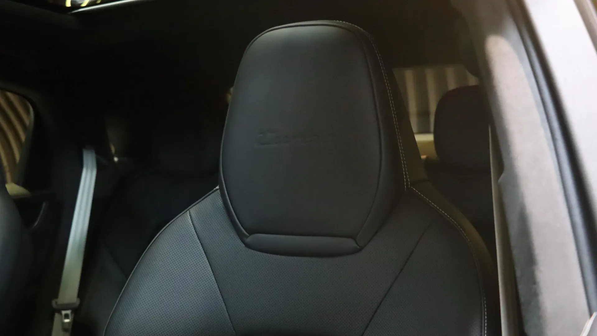 Porsche CAYENNE — photo 36