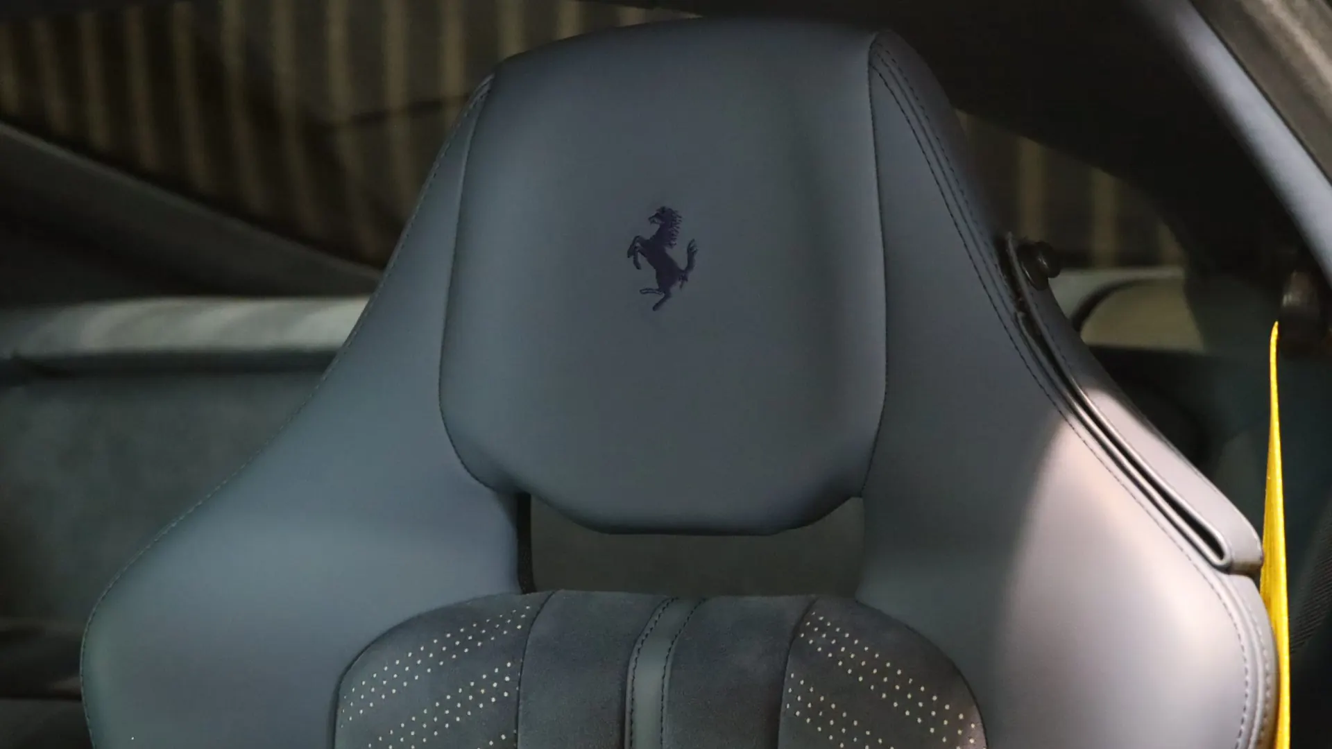 Ferrari F12 — photo 33