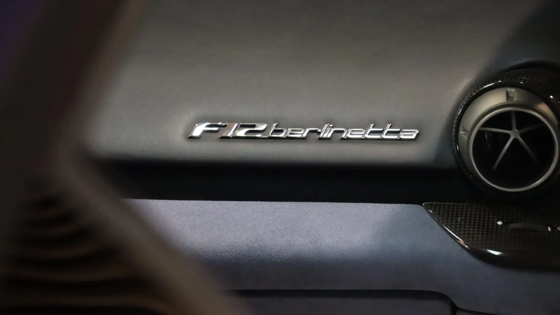 Ferrari F12 — photo 32