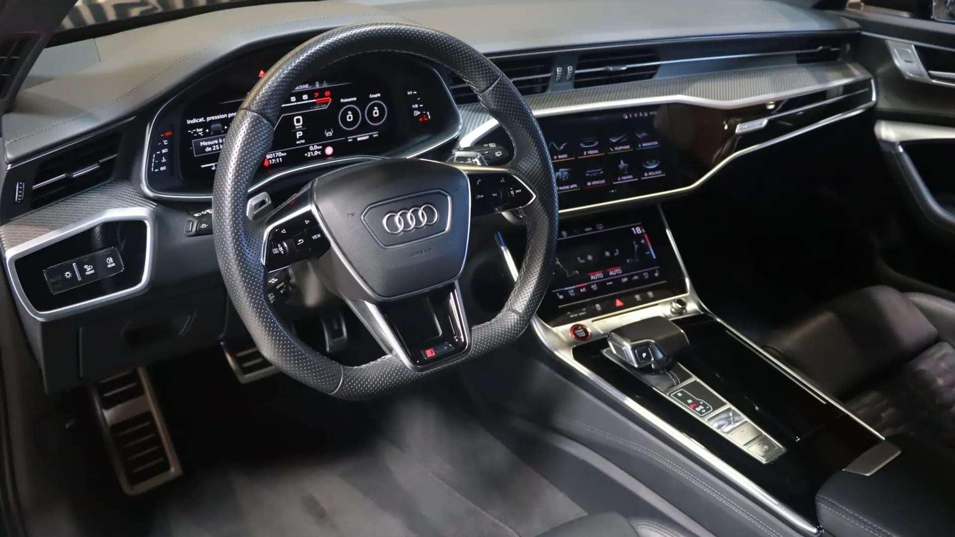 Audi RS6 — photo 16