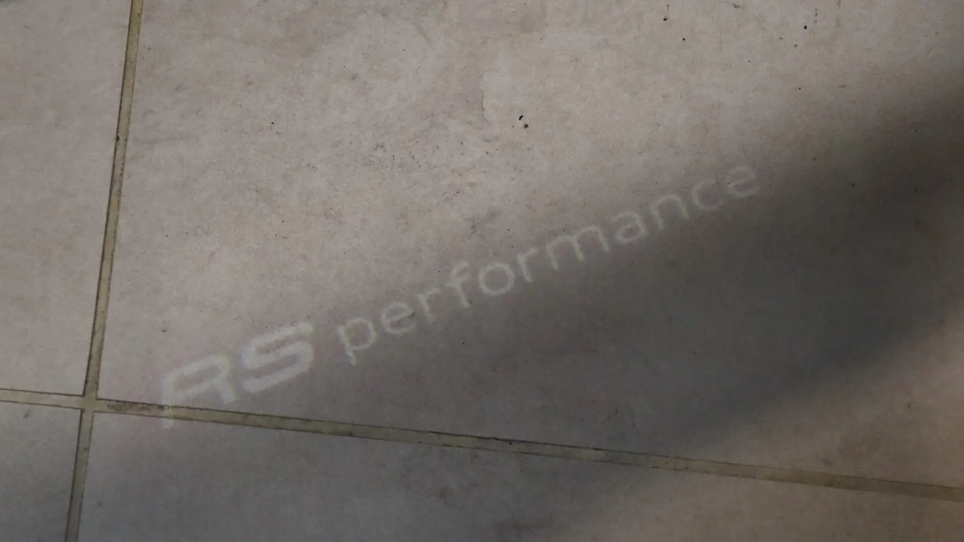 Audi RS6 — photo 14