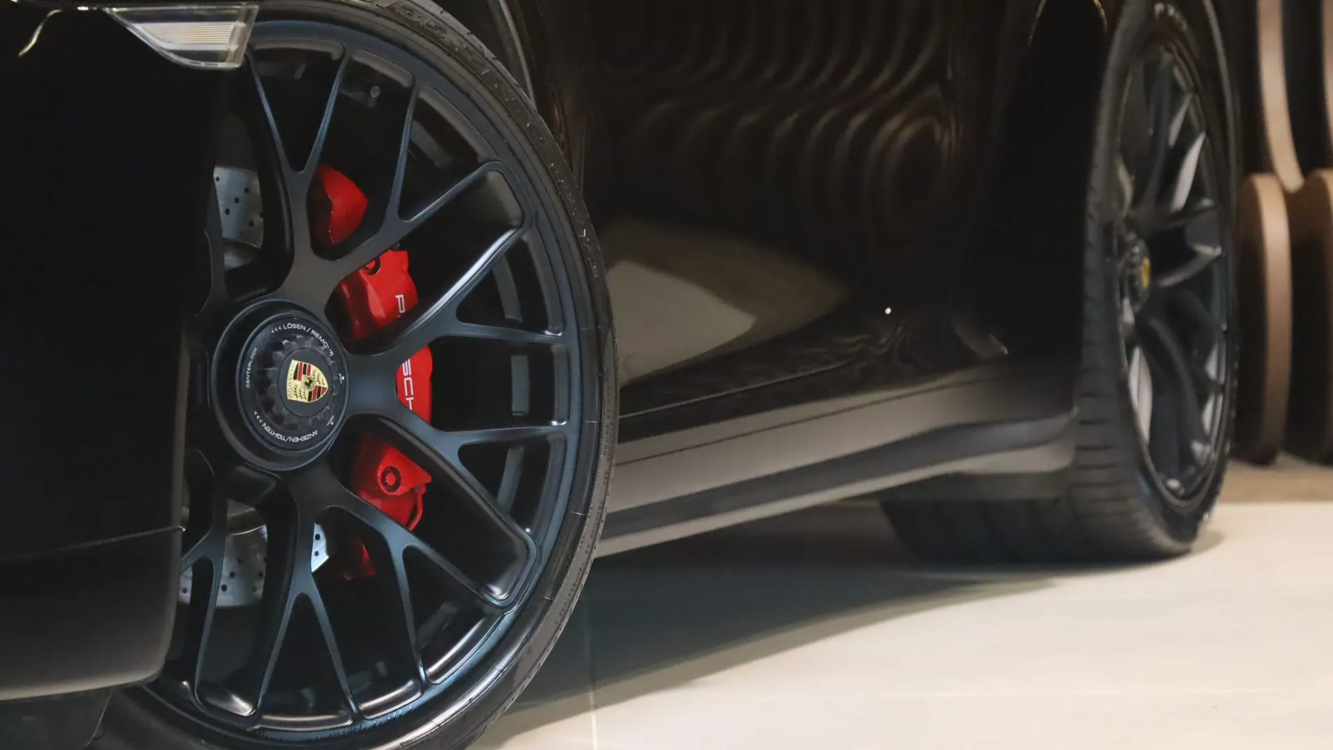 Porsche 911 — photo 44