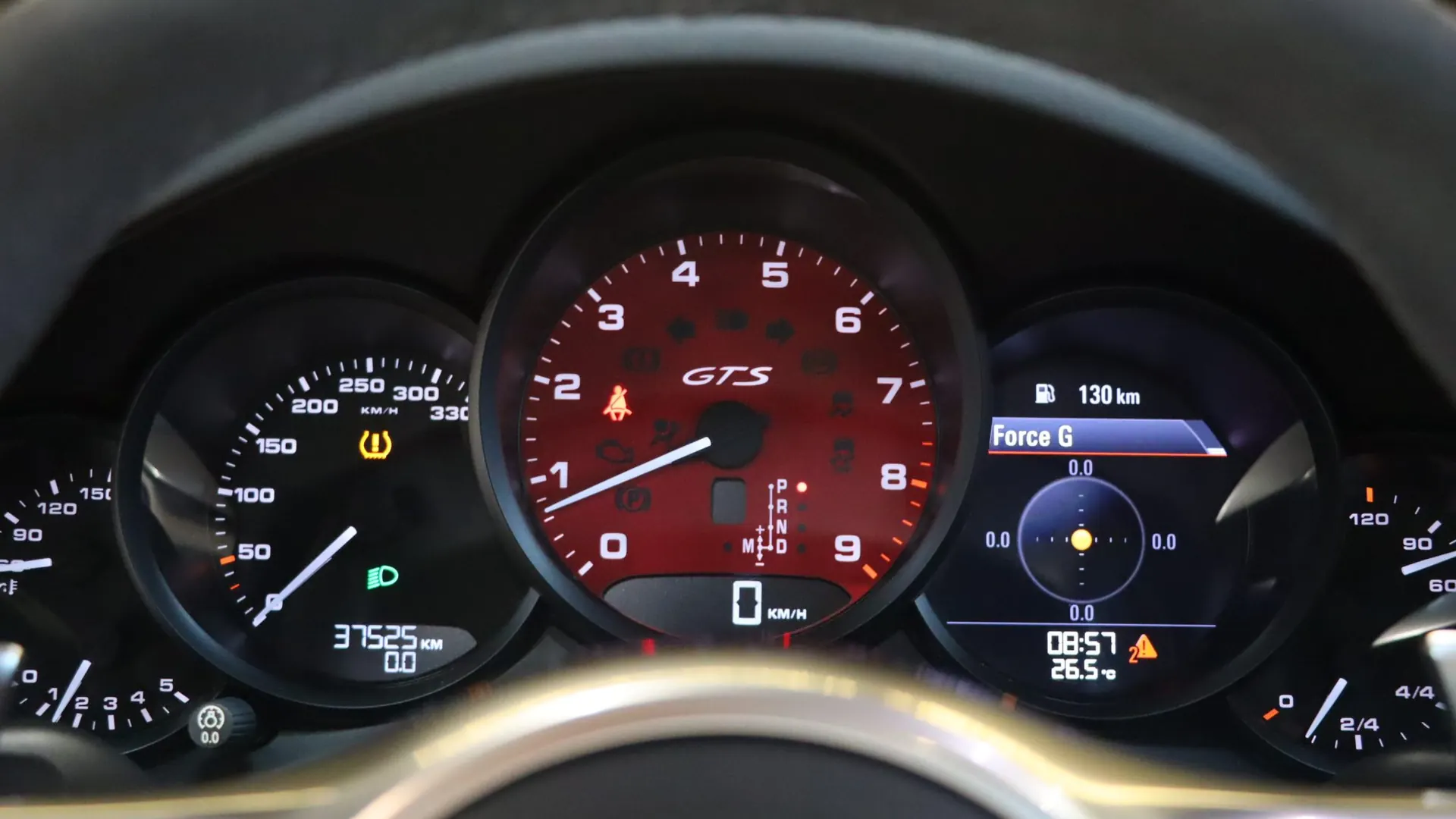 Porsche 911 — photo 25