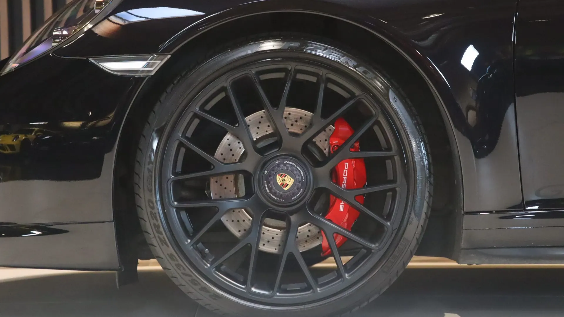 Porsche 911 — photo 45