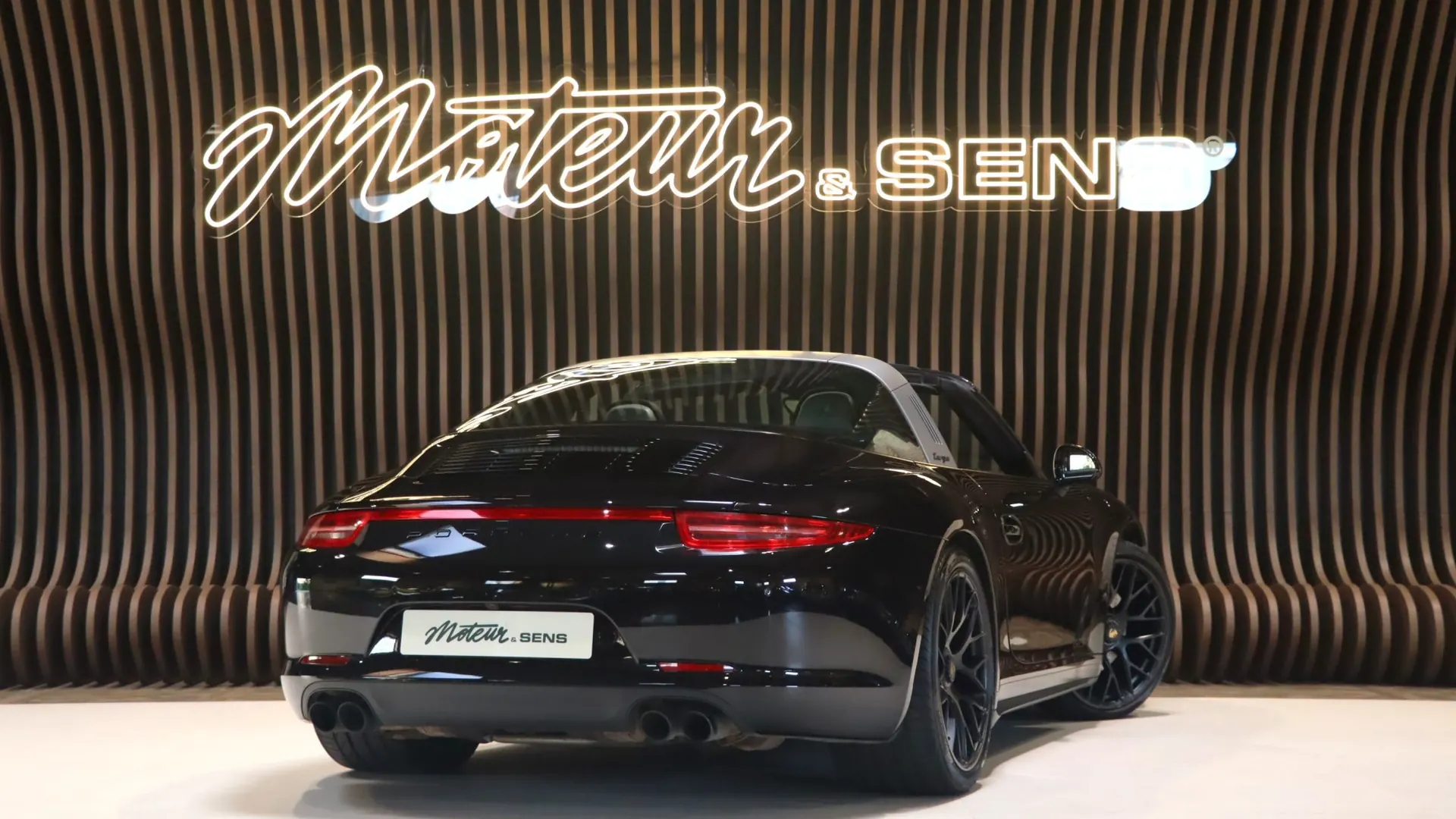 Porsche 911 — photo 2