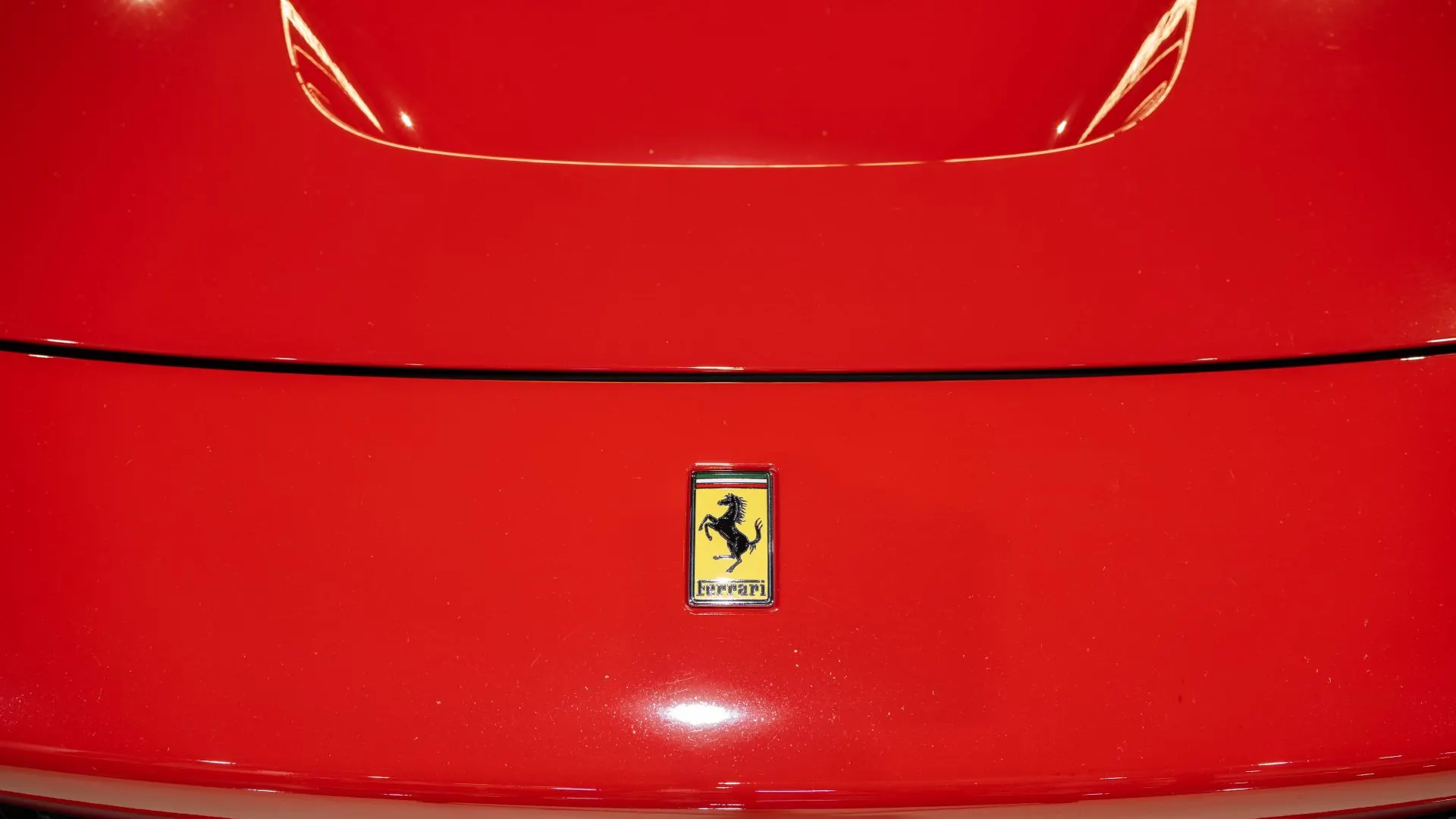 Ferrari F8 — photo 42