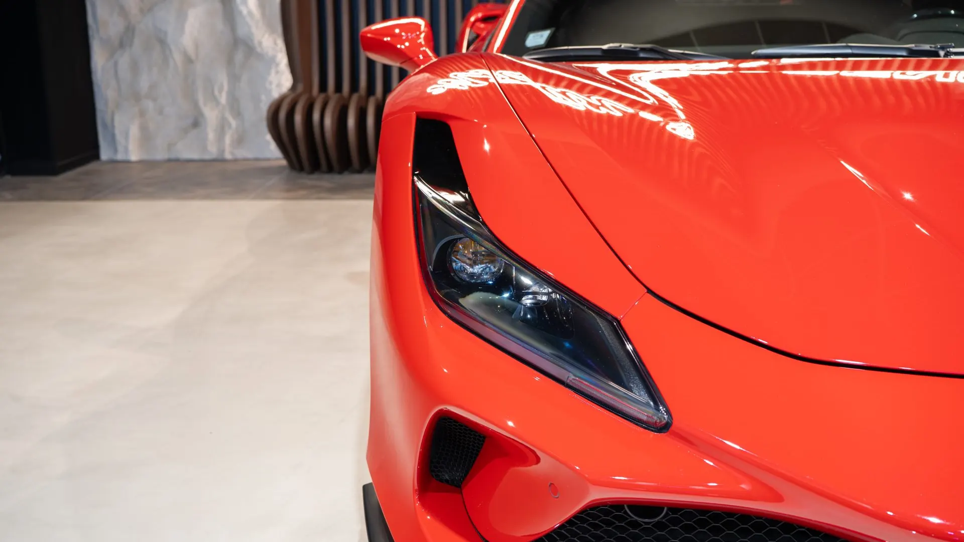 Ferrari F8 — photo 40