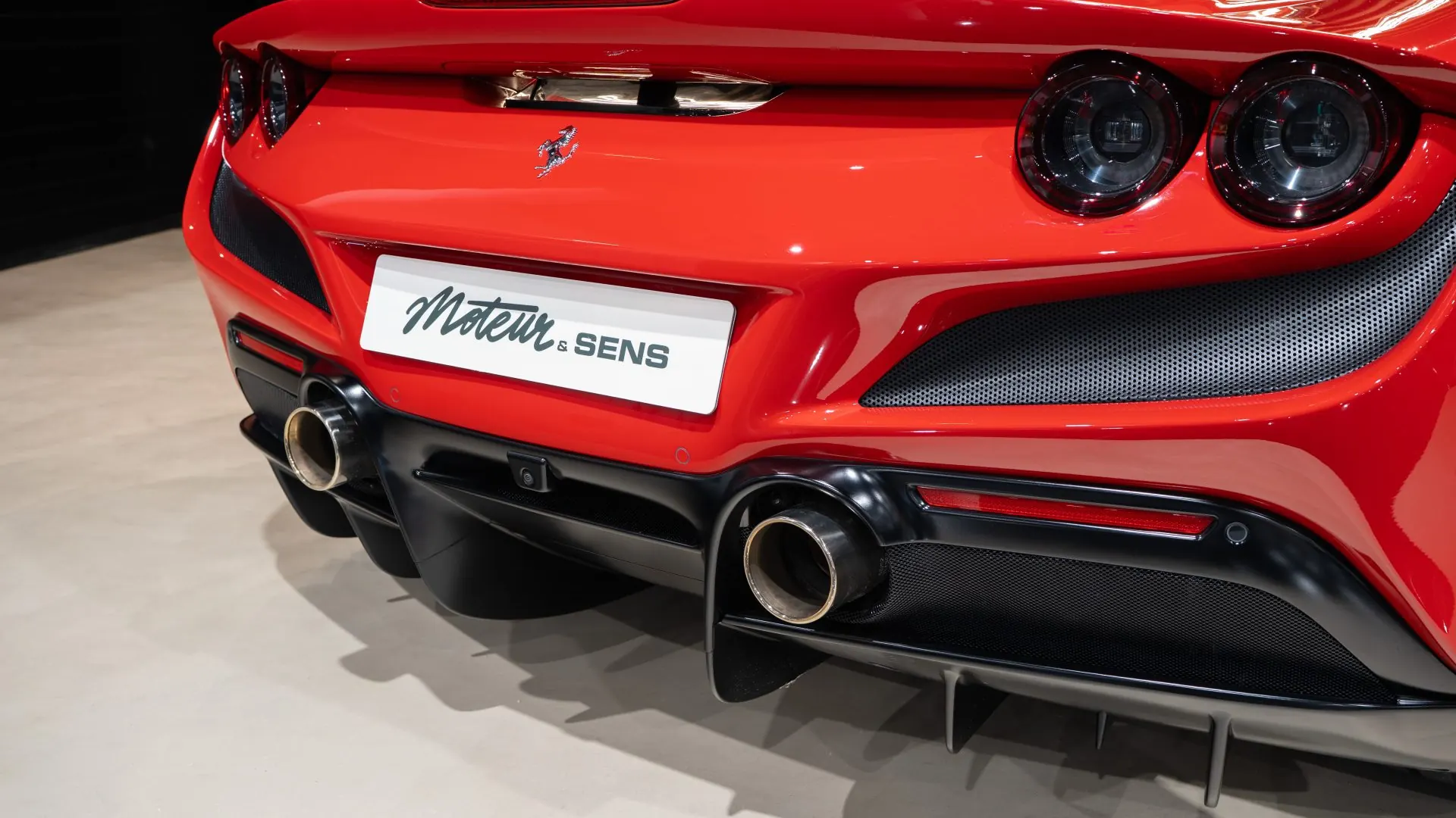 Ferrari F8 — photo 49