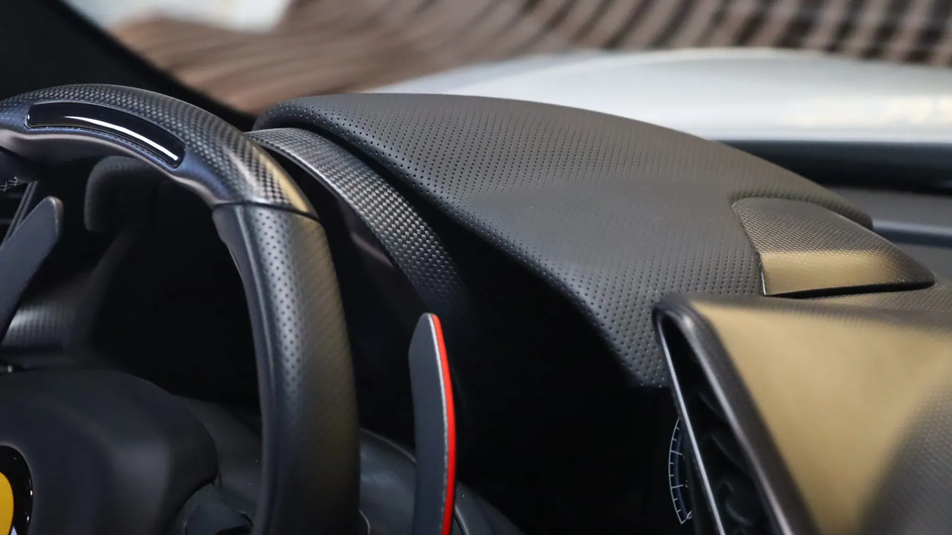 Ferrari 488 — photo 28