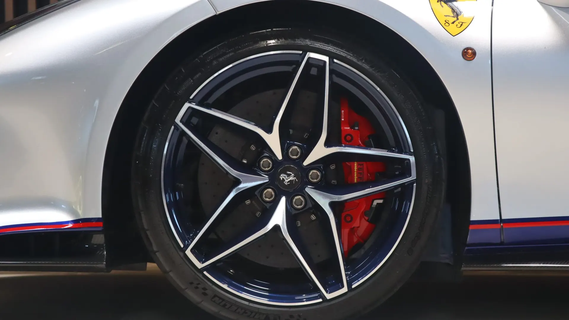 Ferrari 488 — photo 49