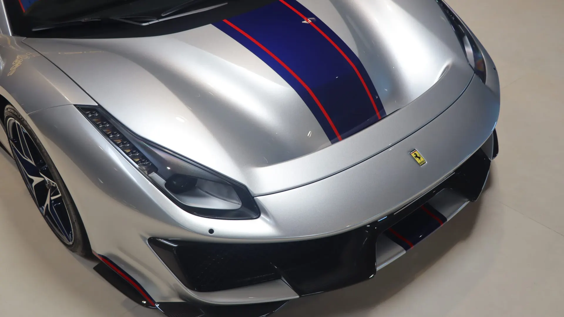 Ferrari 488 — photo 41