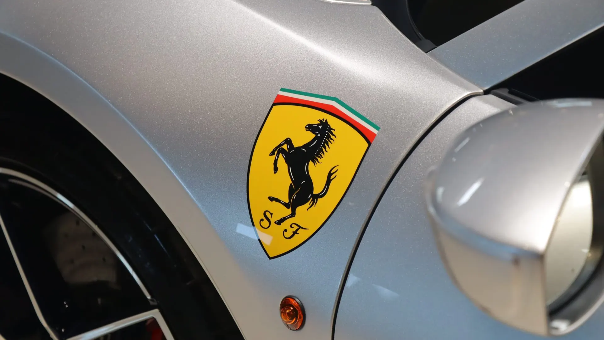 Ferrari 488 — photo 50