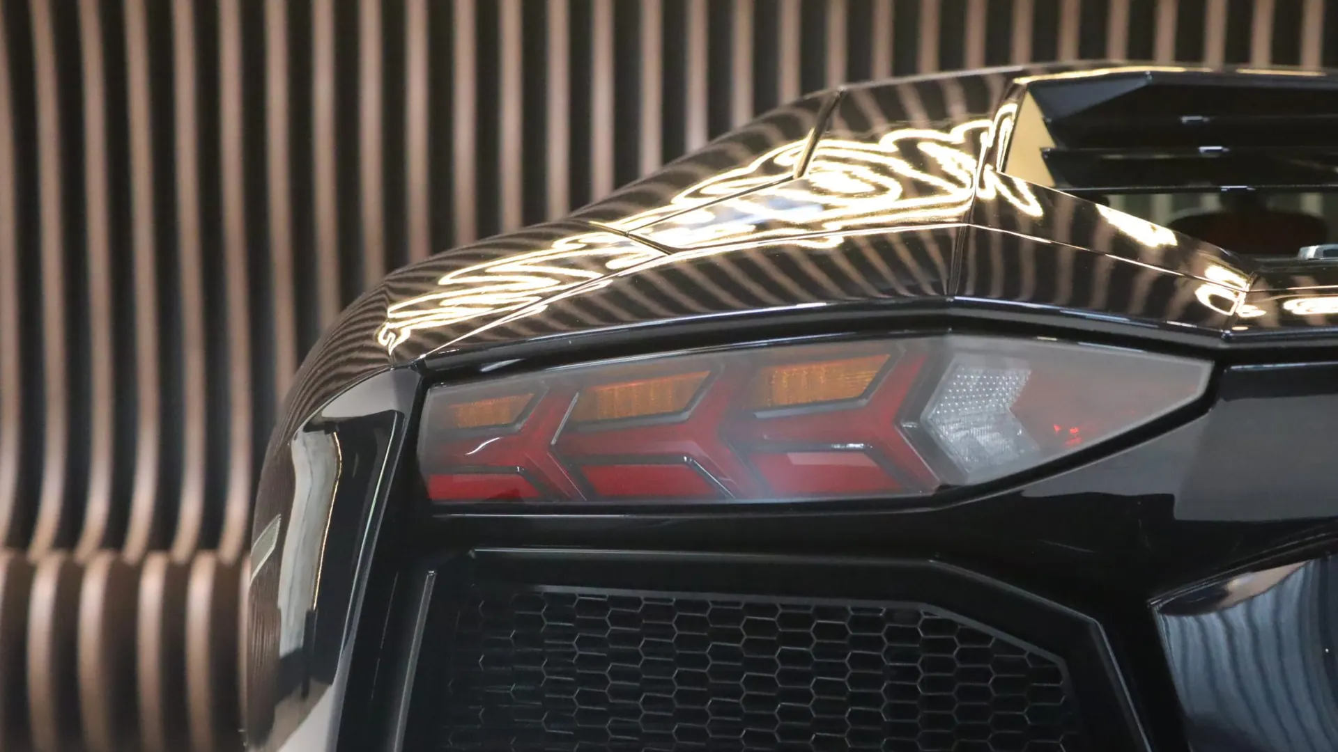 Lamborghini AVENTADOR — photo 45