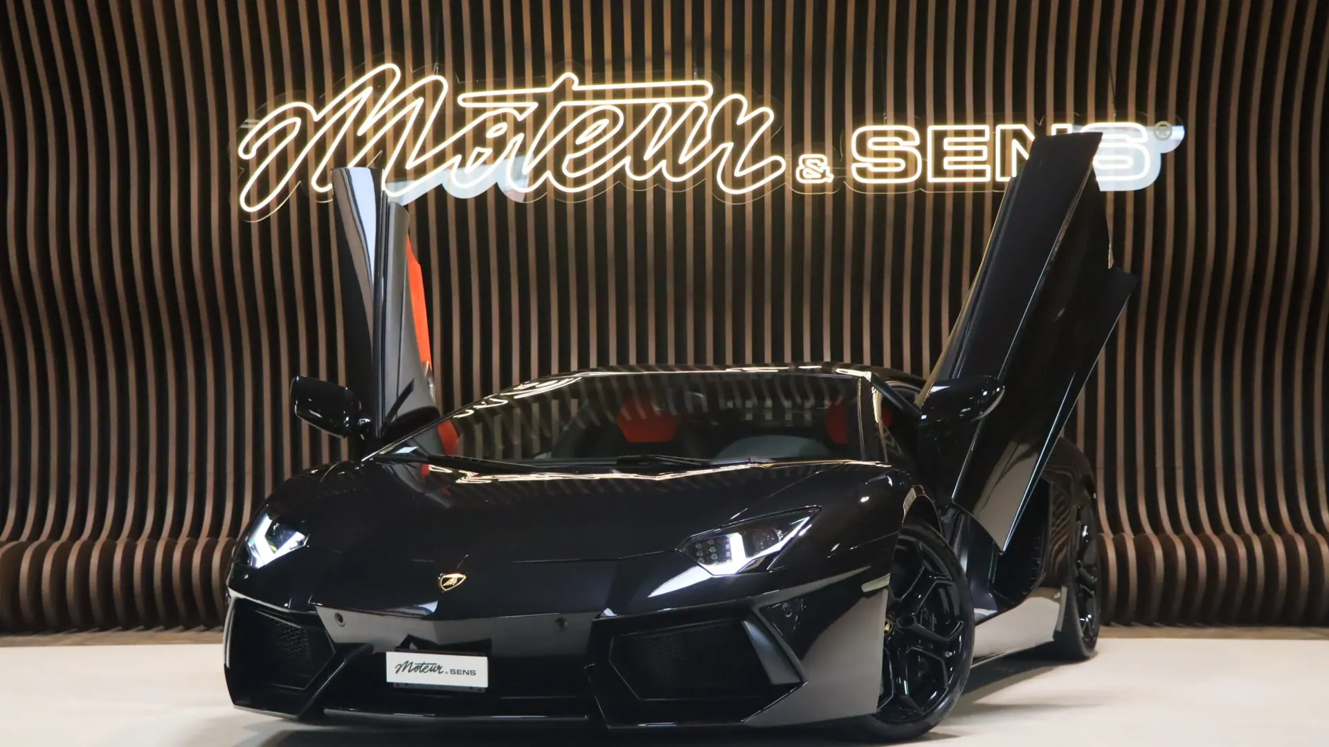 Lamborghini AVENTADOR — photo 37