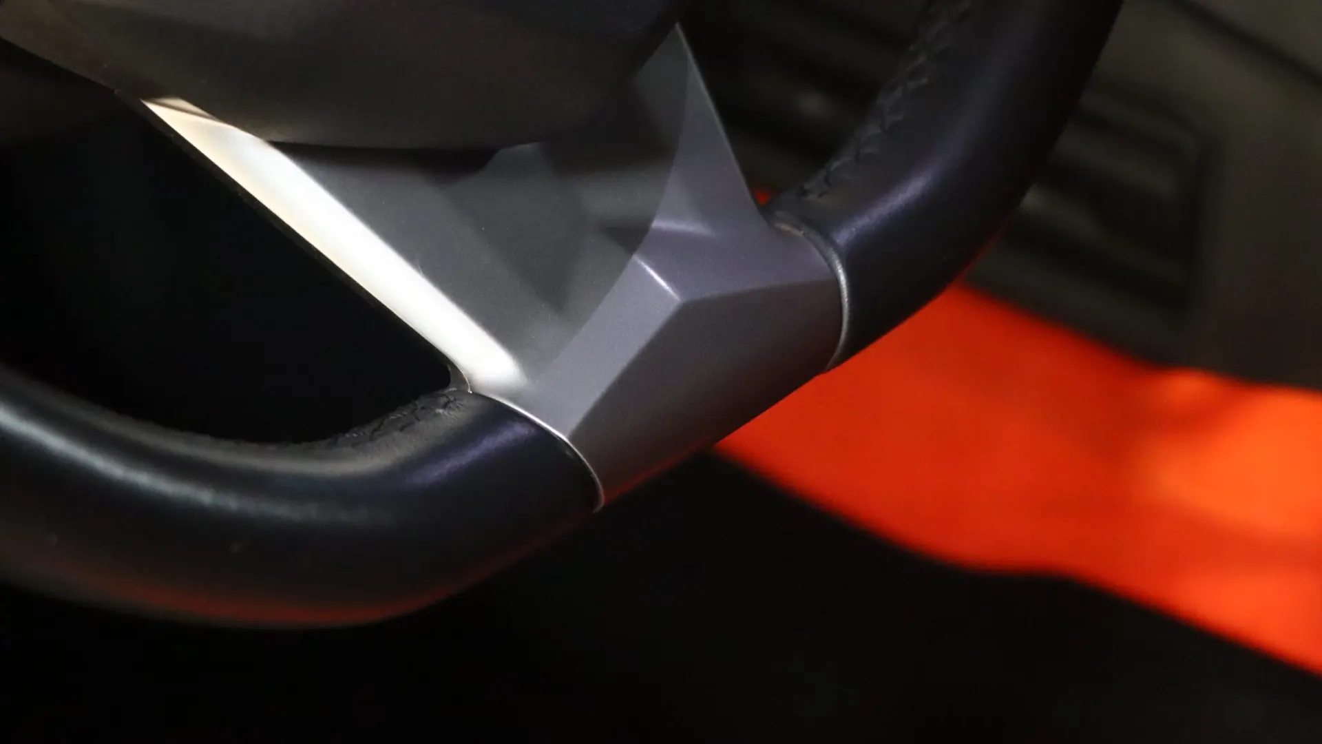 Lamborghini AVENTADOR — photo 19
