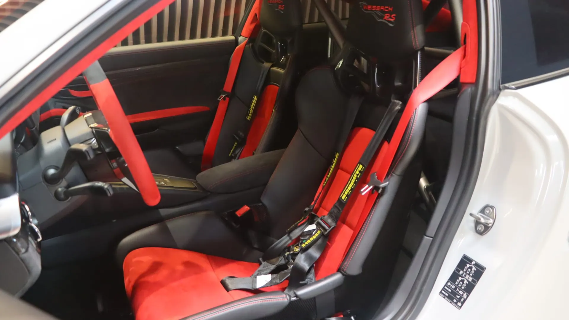 Porsche 911 — photo 6