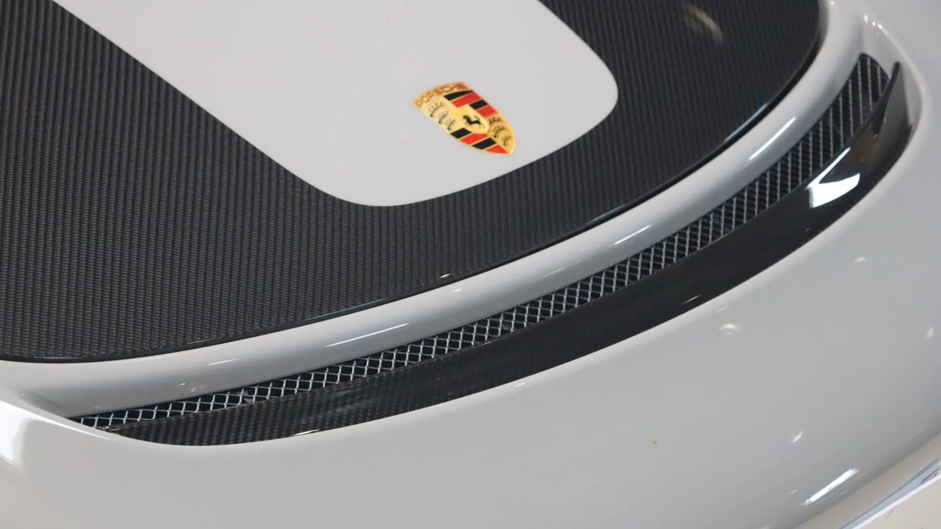 Porsche 911 — photo 45