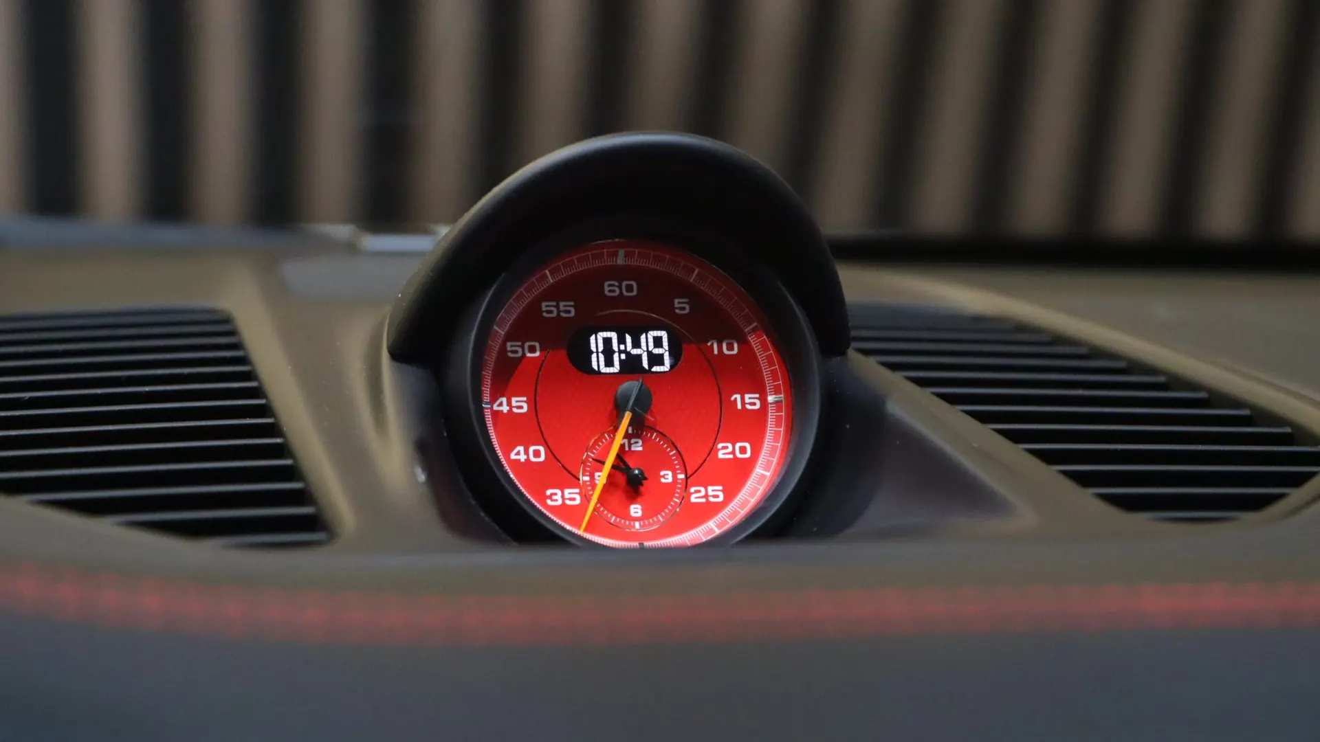 Porsche 911 — photo 26