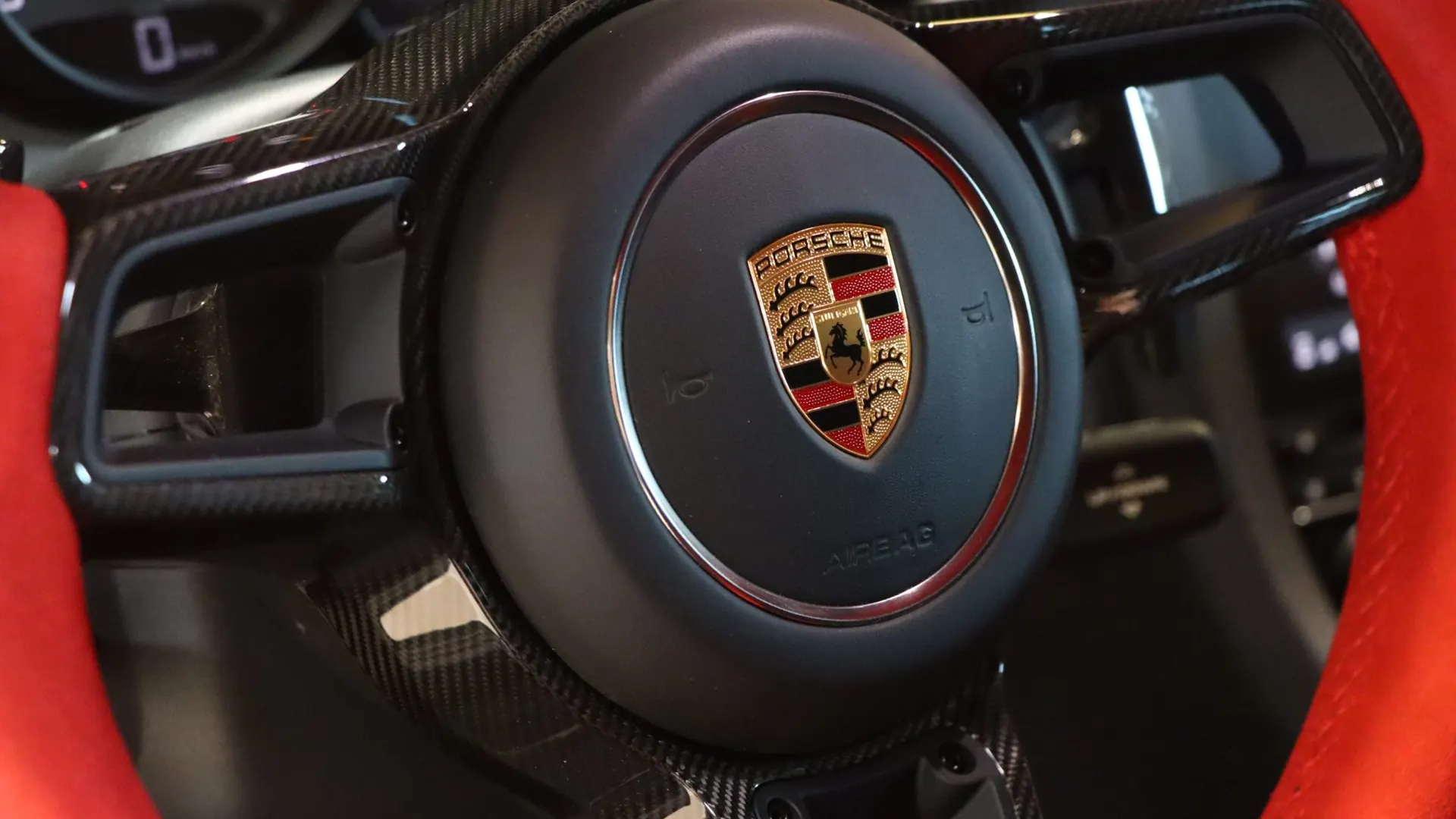 Porsche 911 — photo 22