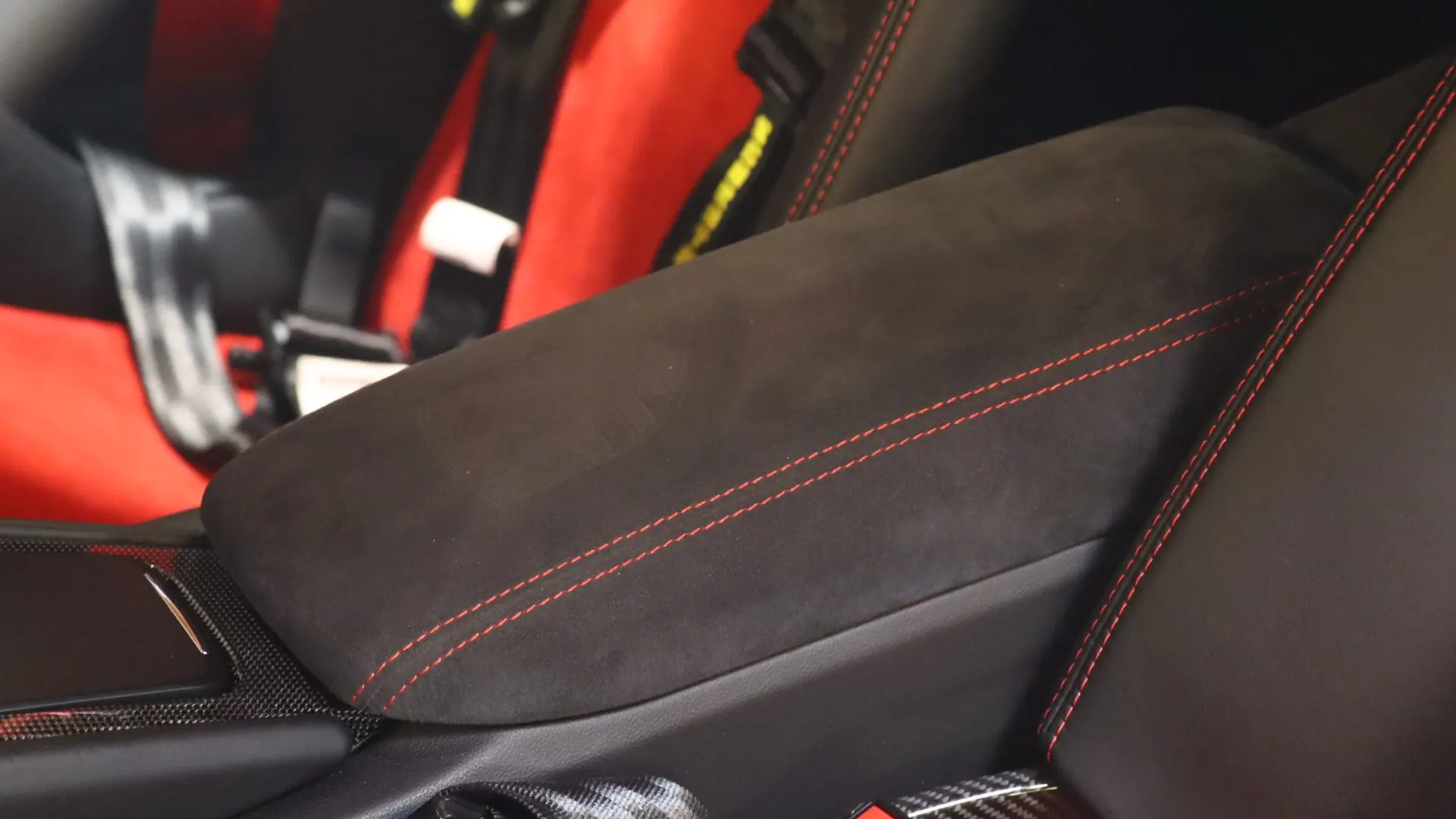 Porsche 911 — photo 33