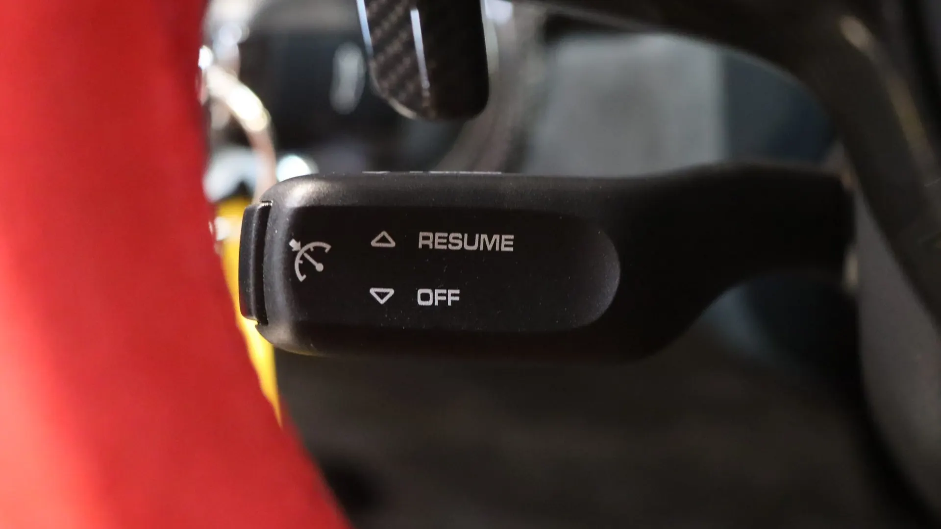 Porsche 911 — photo 18
