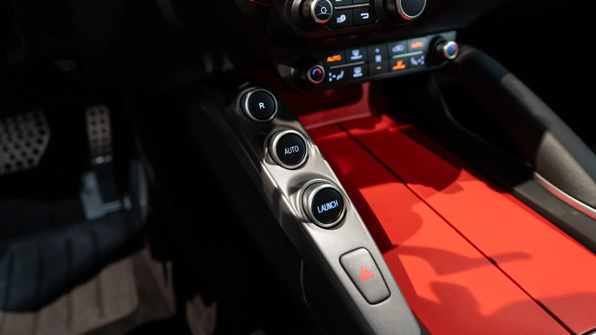 Ferrari GTC4 — photo 28