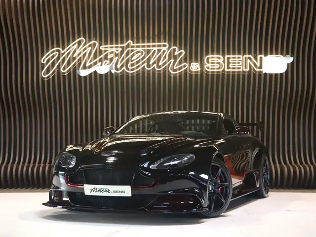 Aston Martin VANTAGE