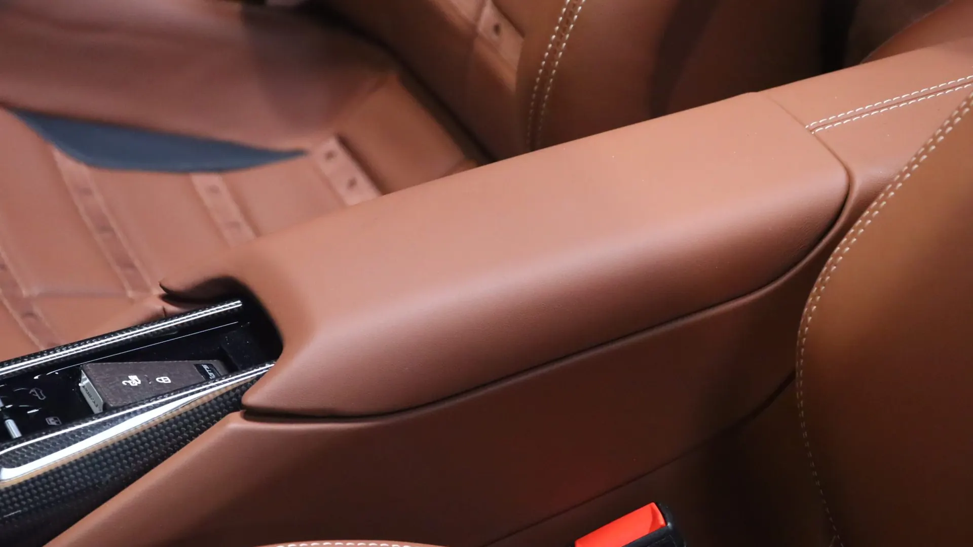 Ferrari 296 — photo 29