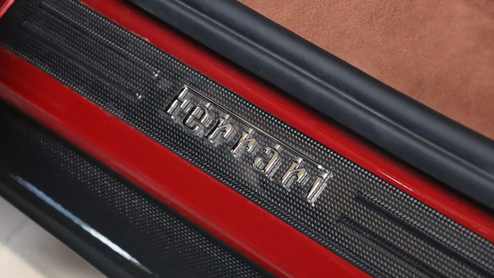 Ferrari 296 — photo 13
