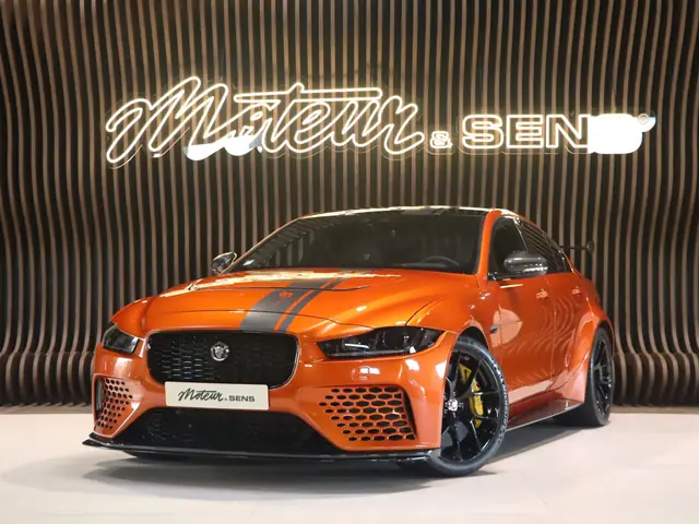 Jaguar XE