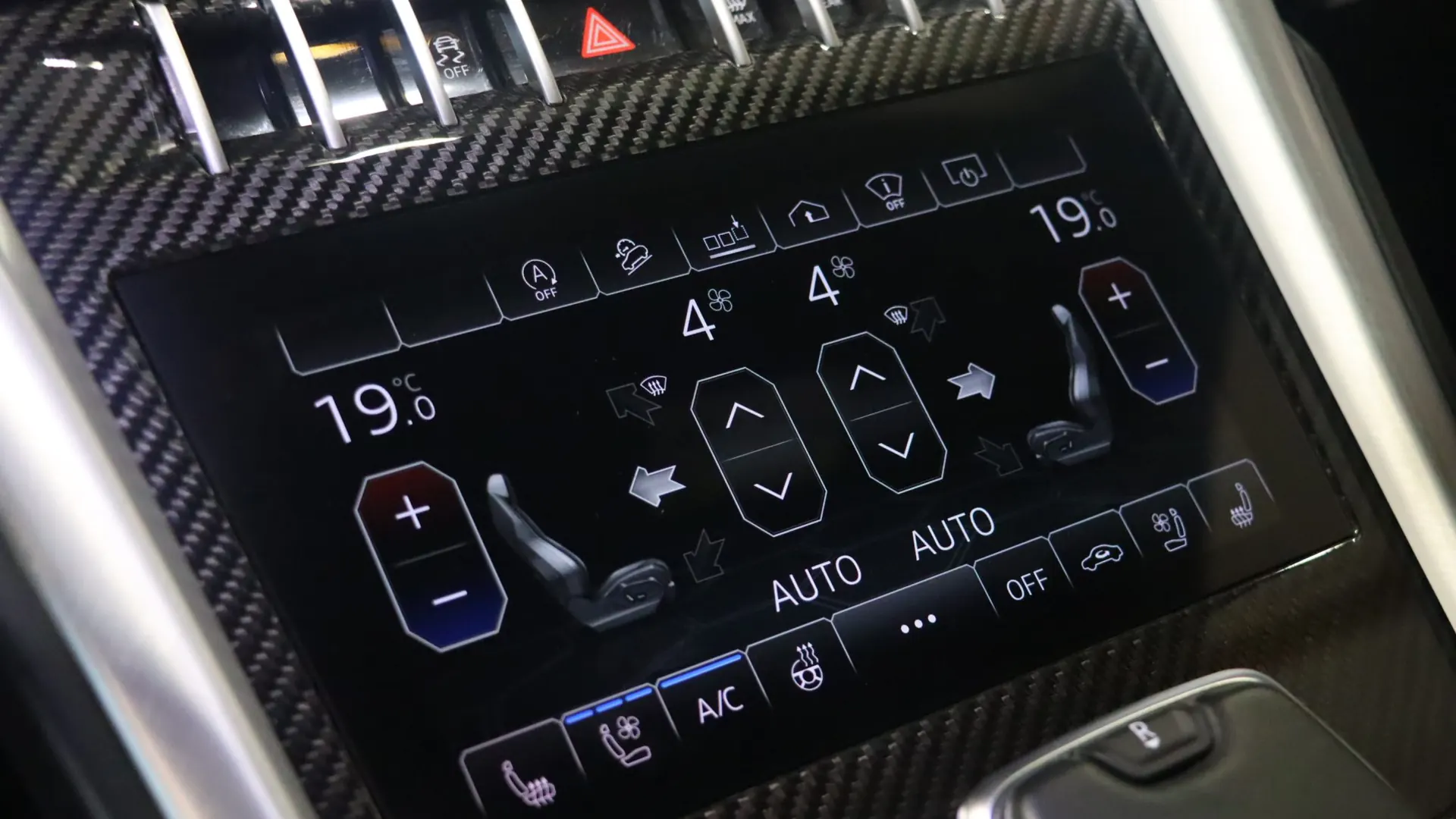Lamborghini URUS — photo 31
