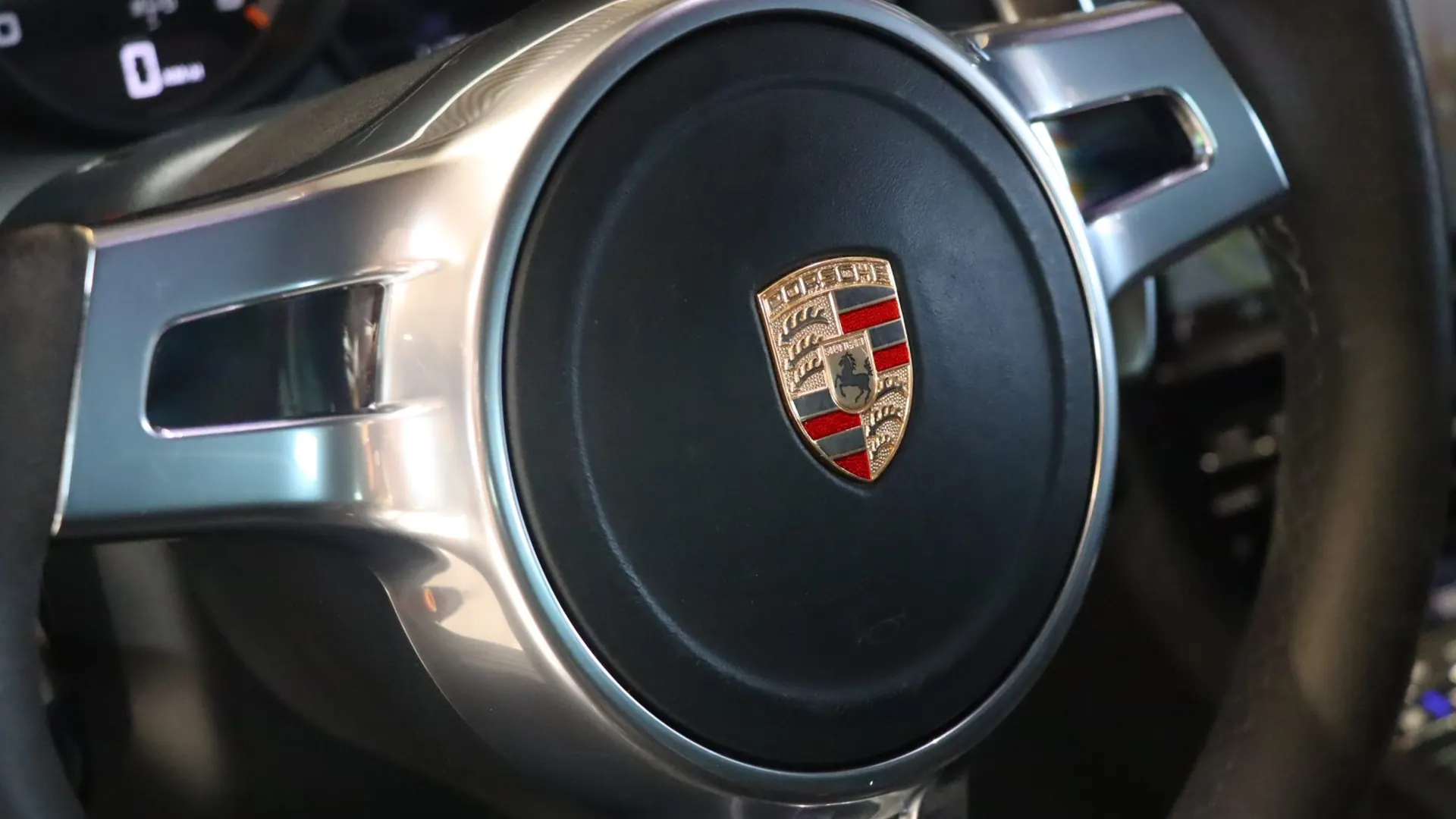 Porsche 911 — photo 22