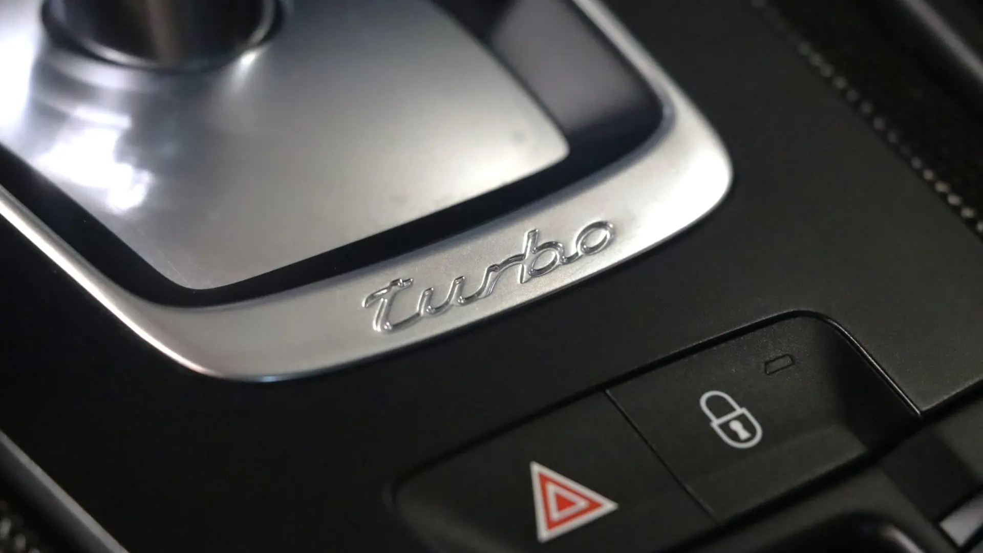 Porsche 911 — photo 31