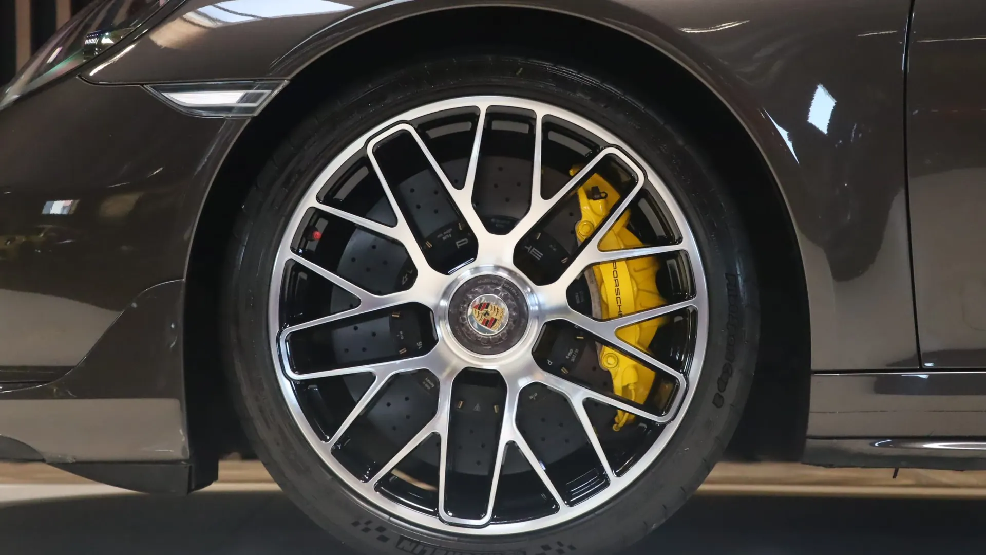 Porsche 911 — photo 45