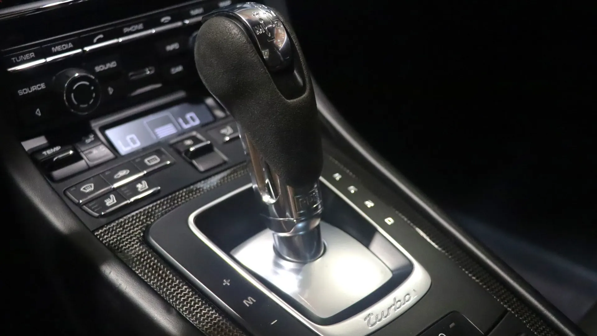Porsche 911 — photo 30