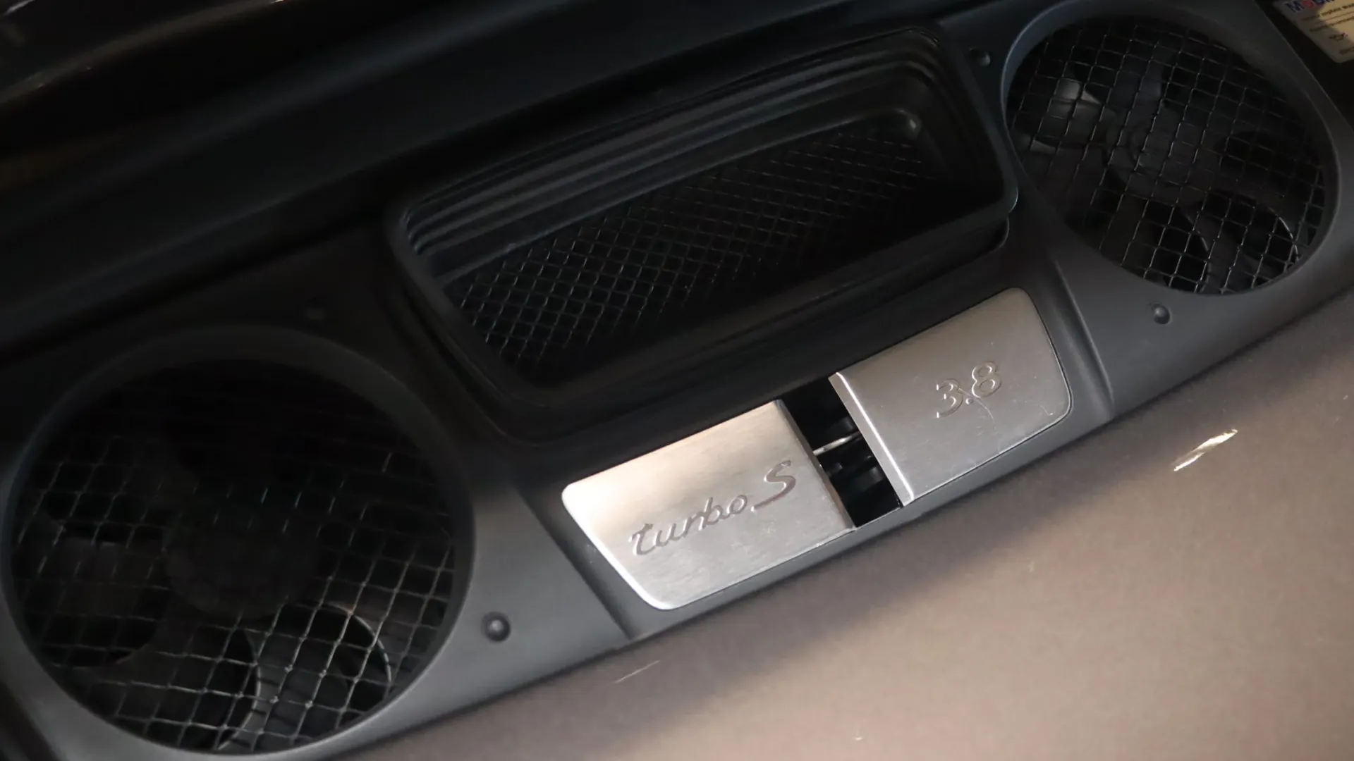Porsche 911 — photo 49