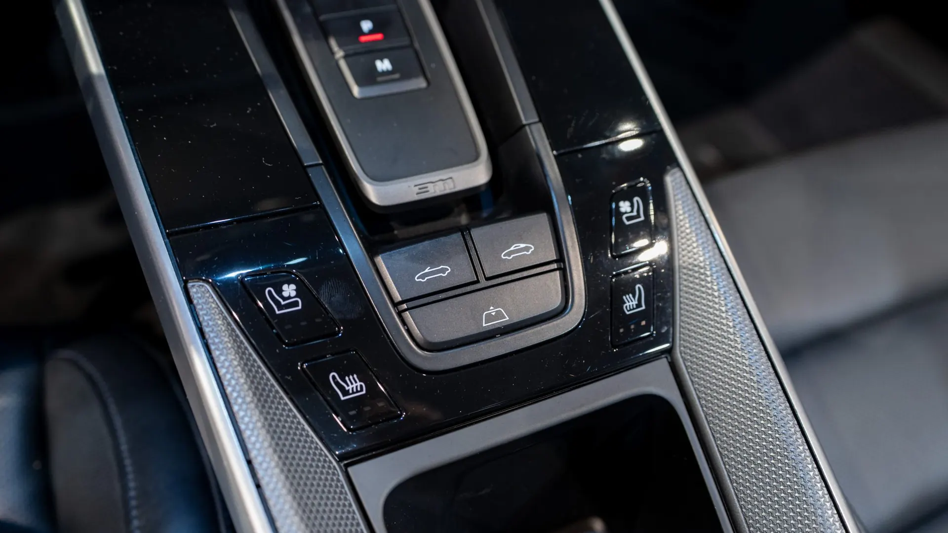 Porsche 911 — photo 23