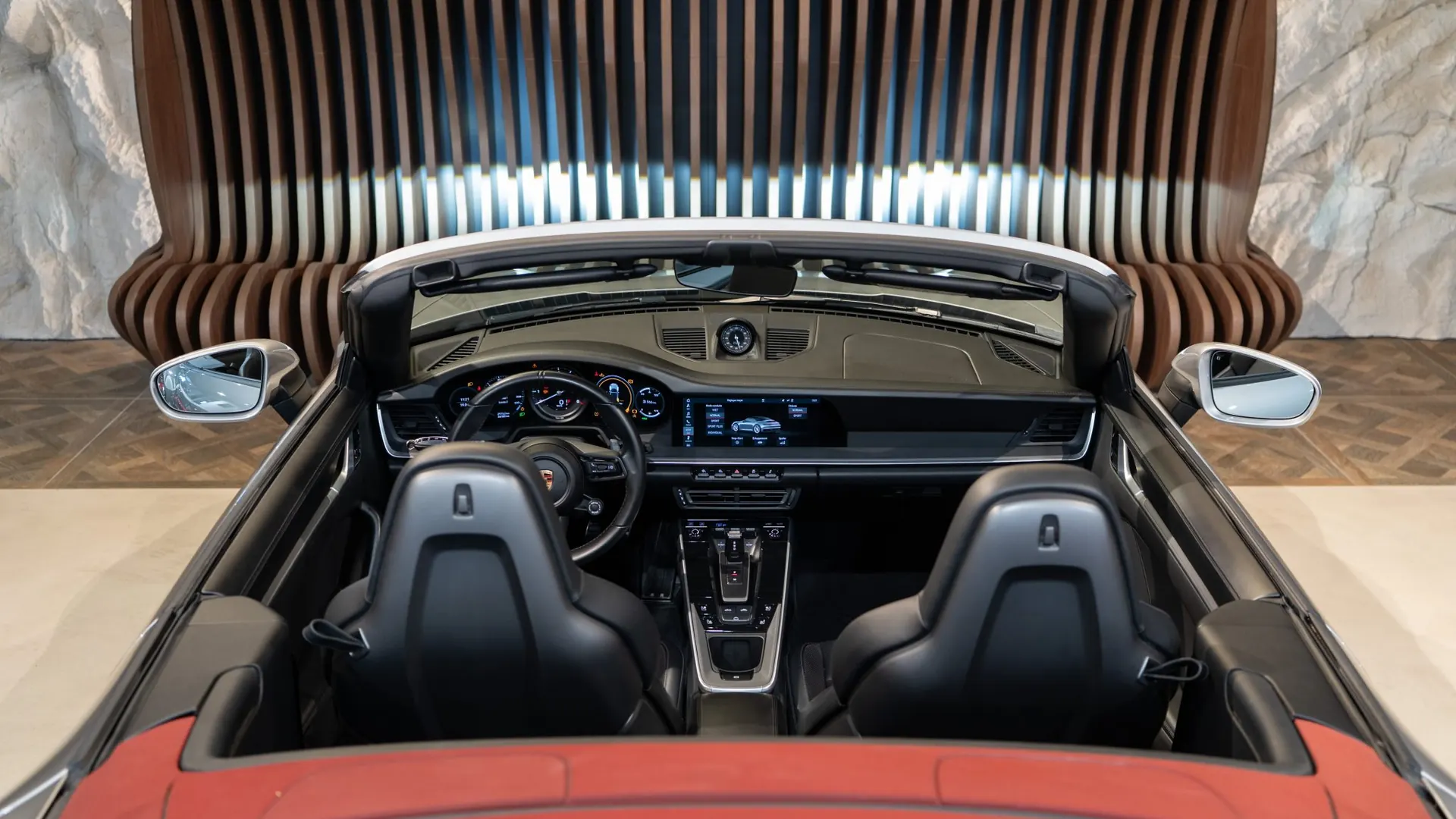 Porsche 911 — photo 33