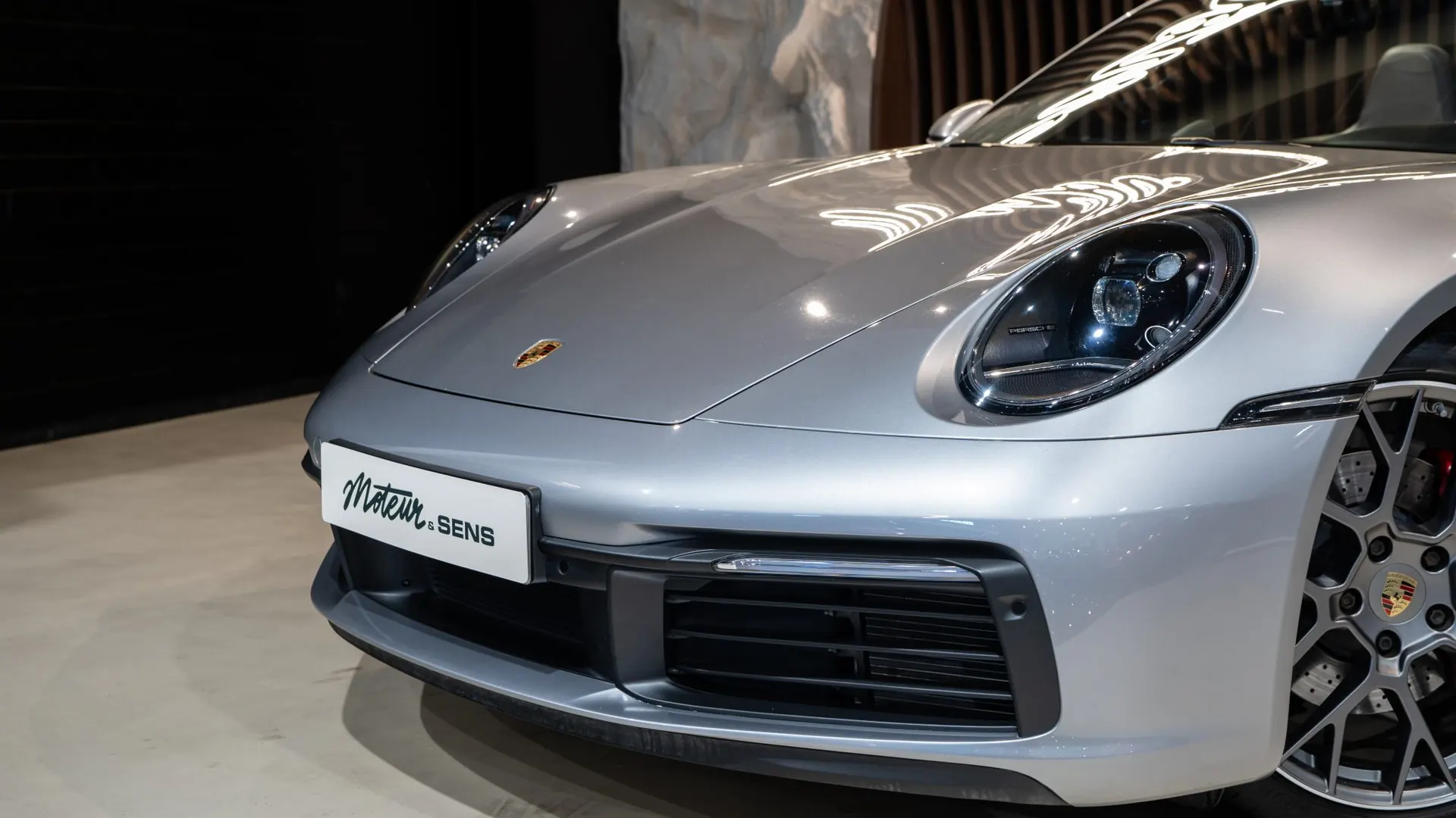 Porsche 911 — photo 37