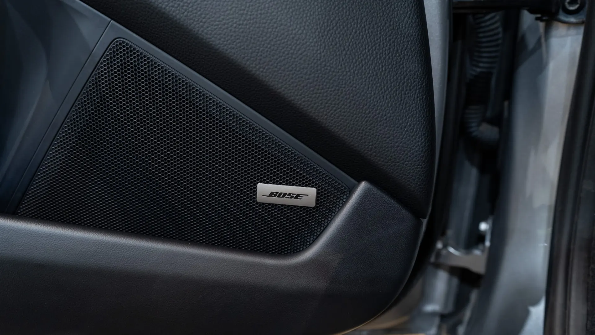 Porsche 911 — photo 20