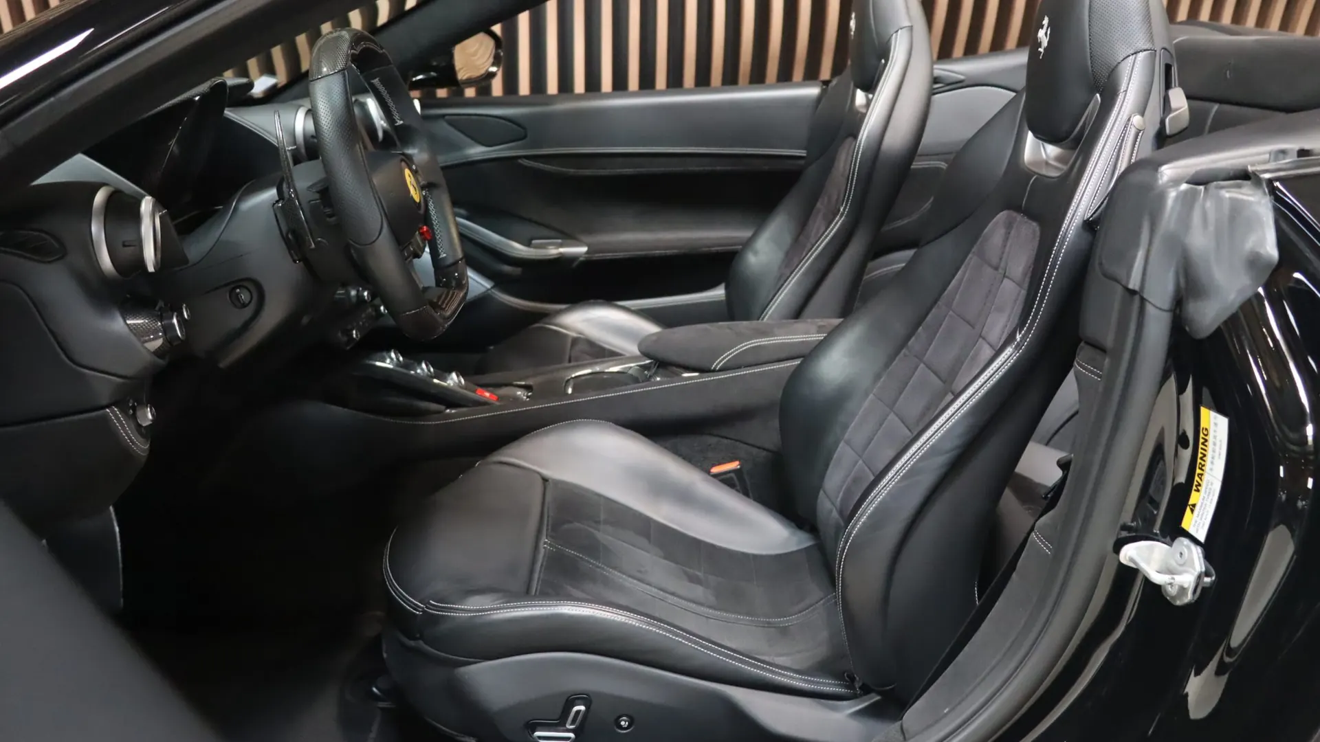 Ferrari PORTOFINO — photo 8