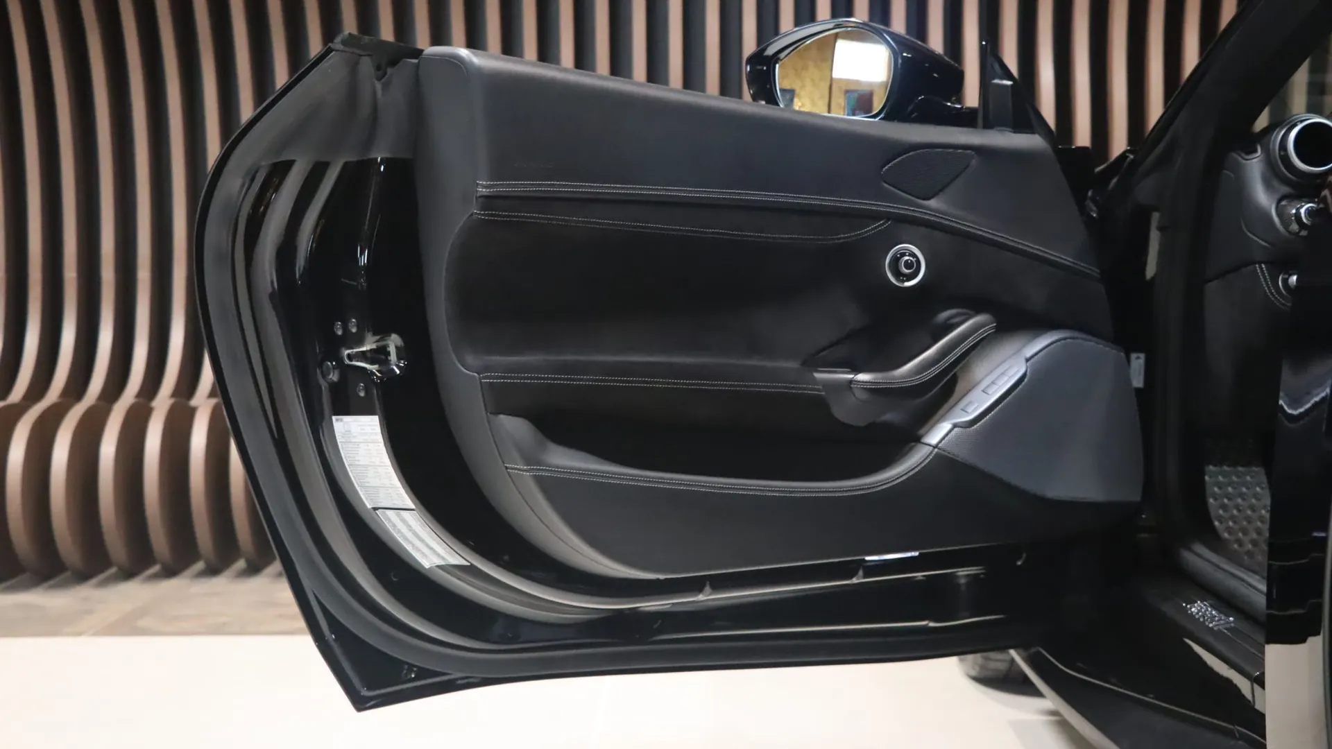 Ferrari PORTOFINO — photo 11